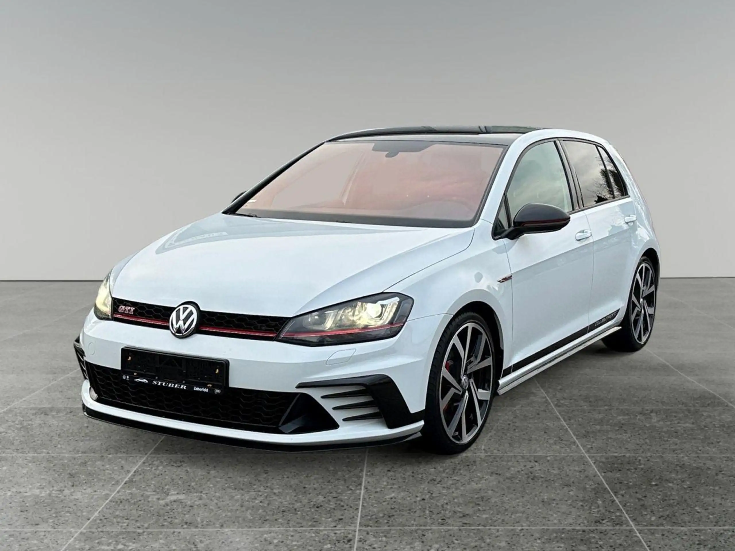 Volkswagen - Golf