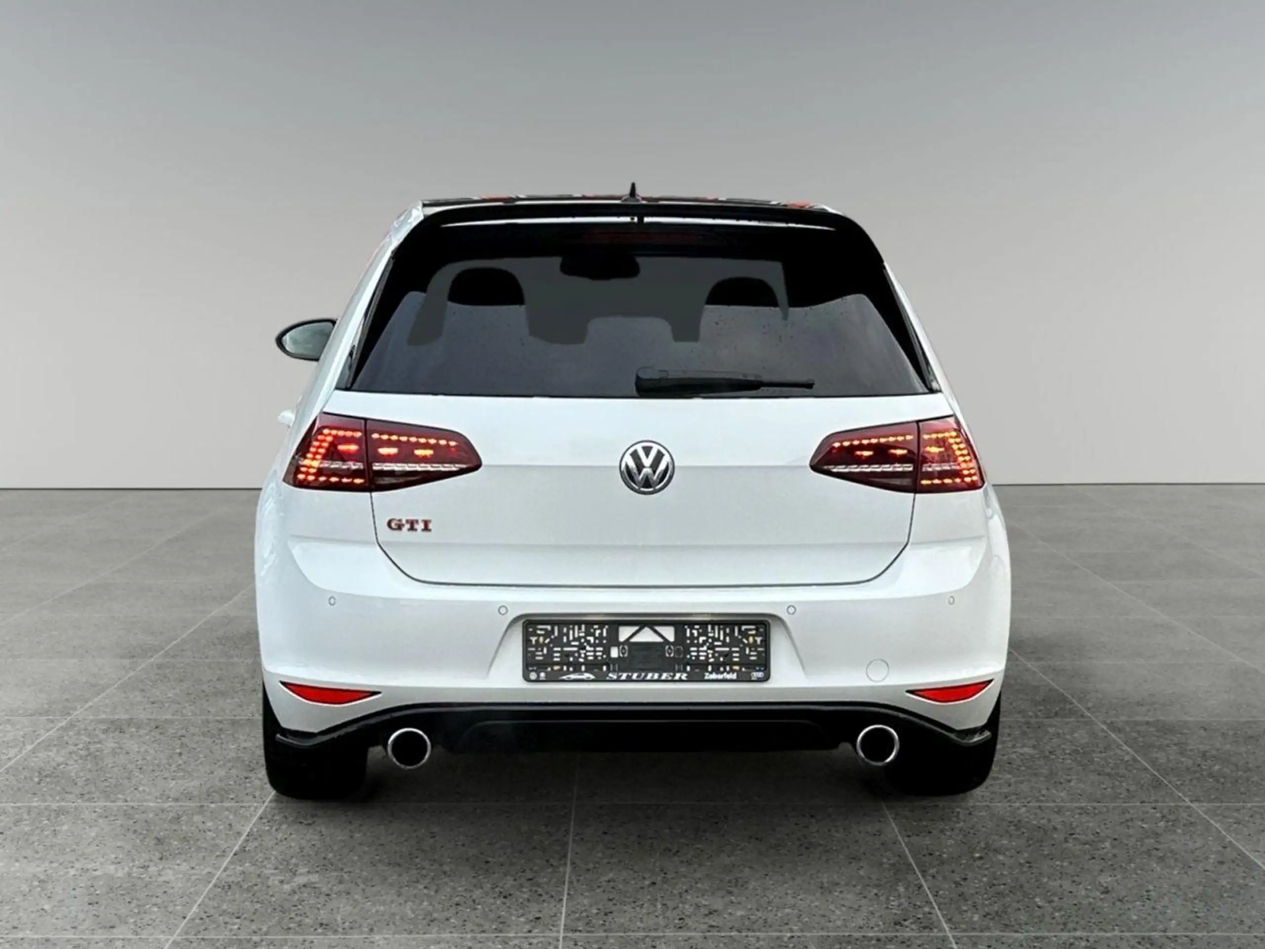 Volkswagen - Golf