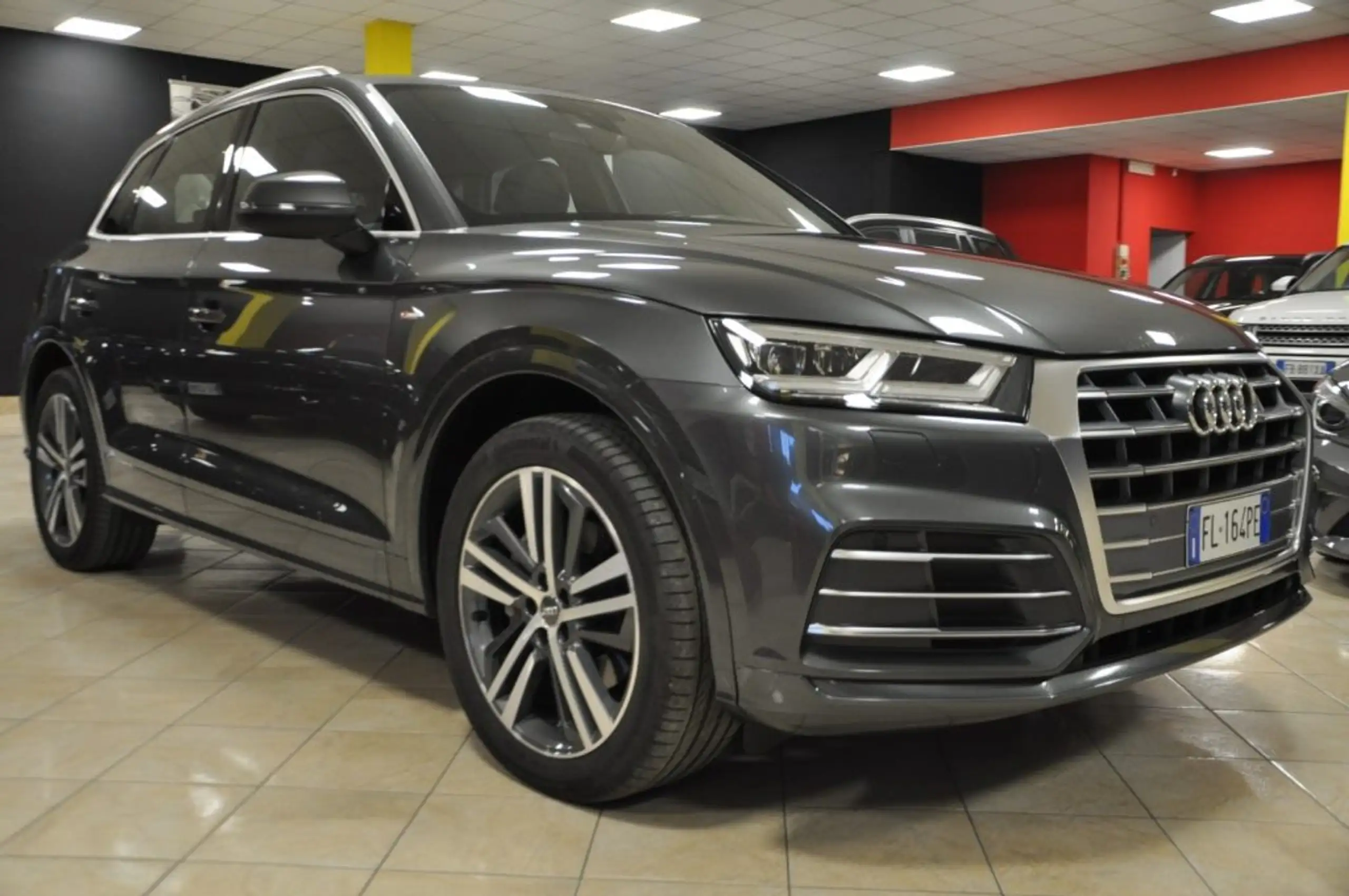 Audi - Q5