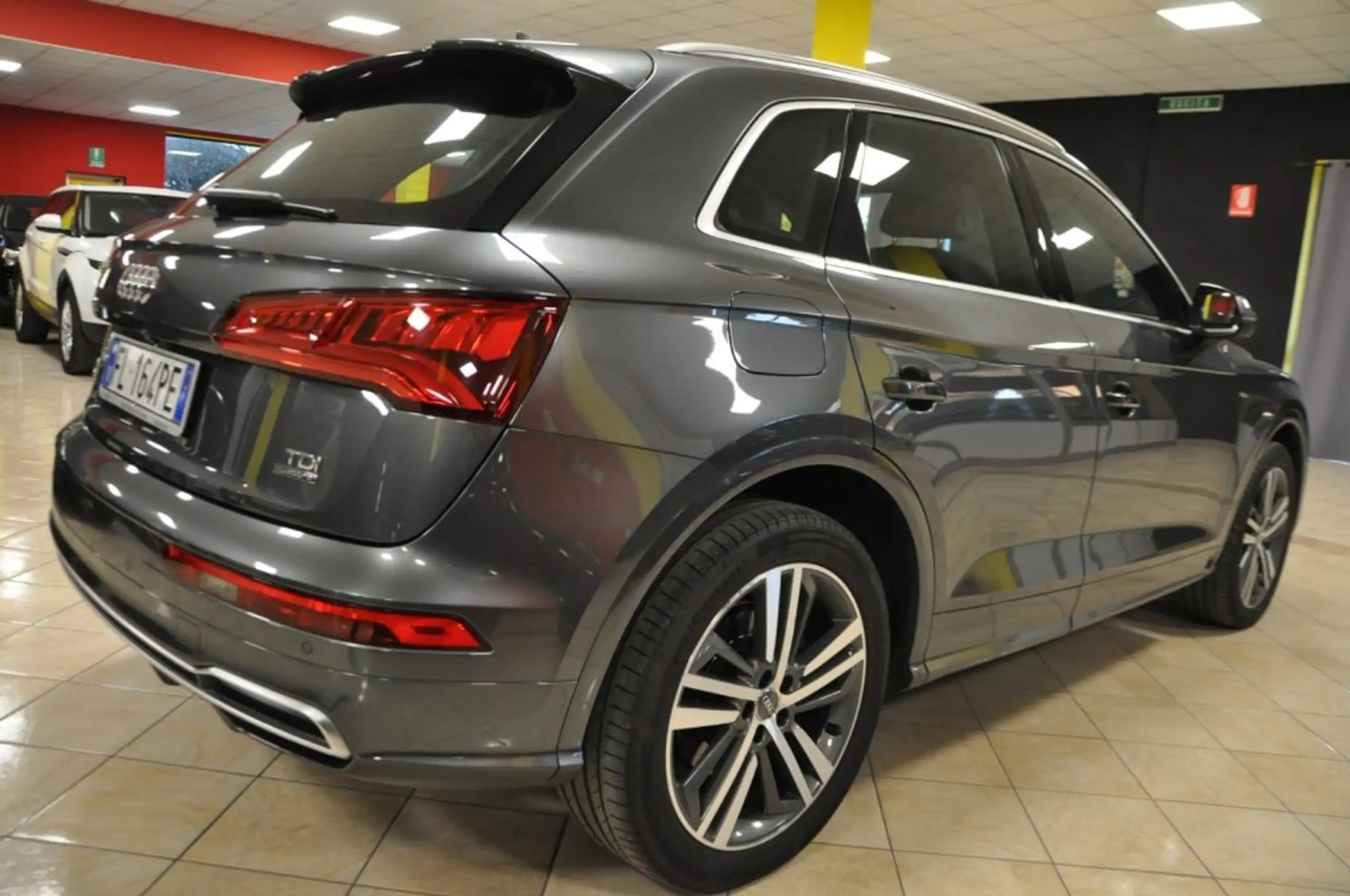 Audi - Q5