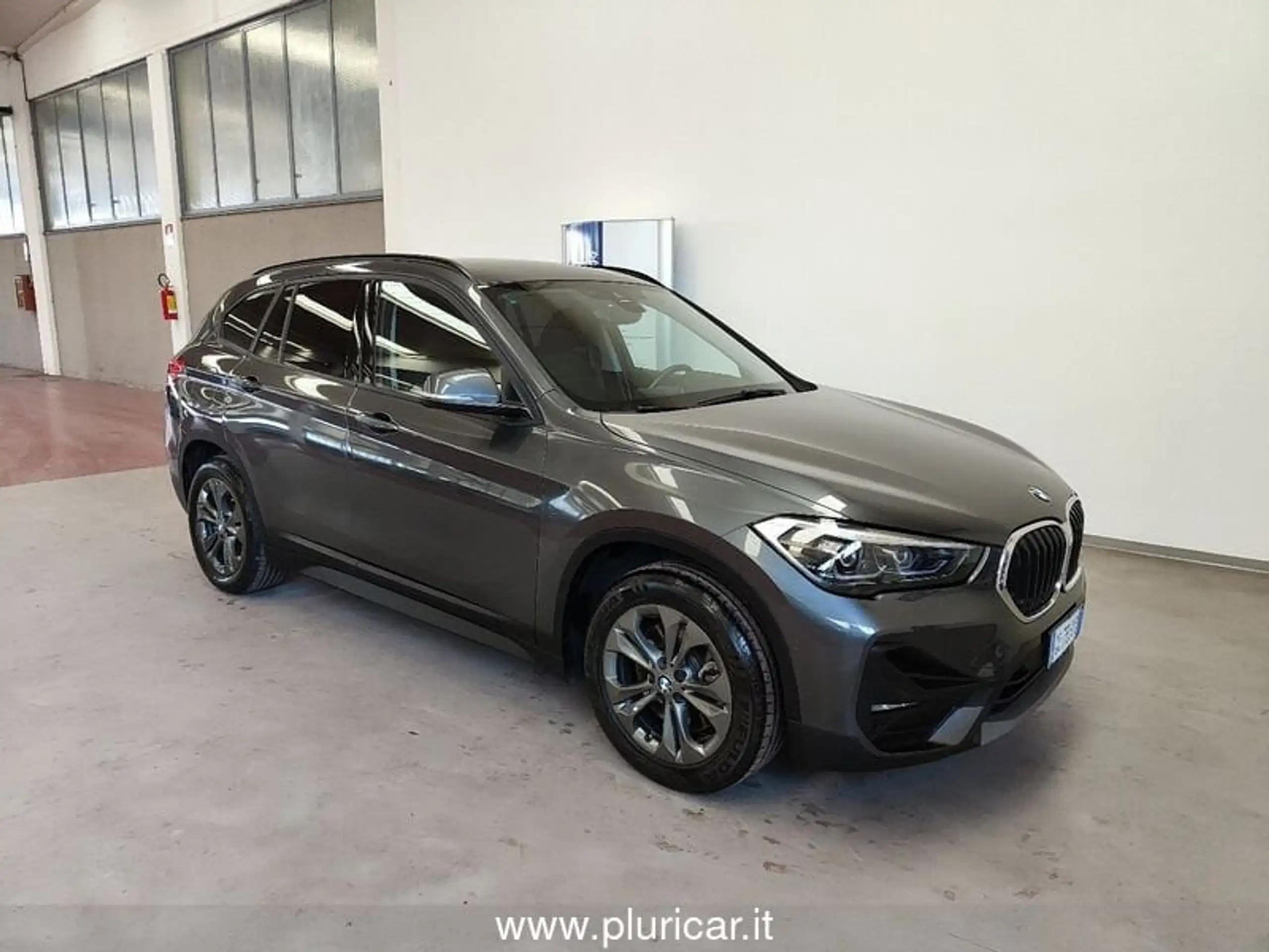 BMW - X1