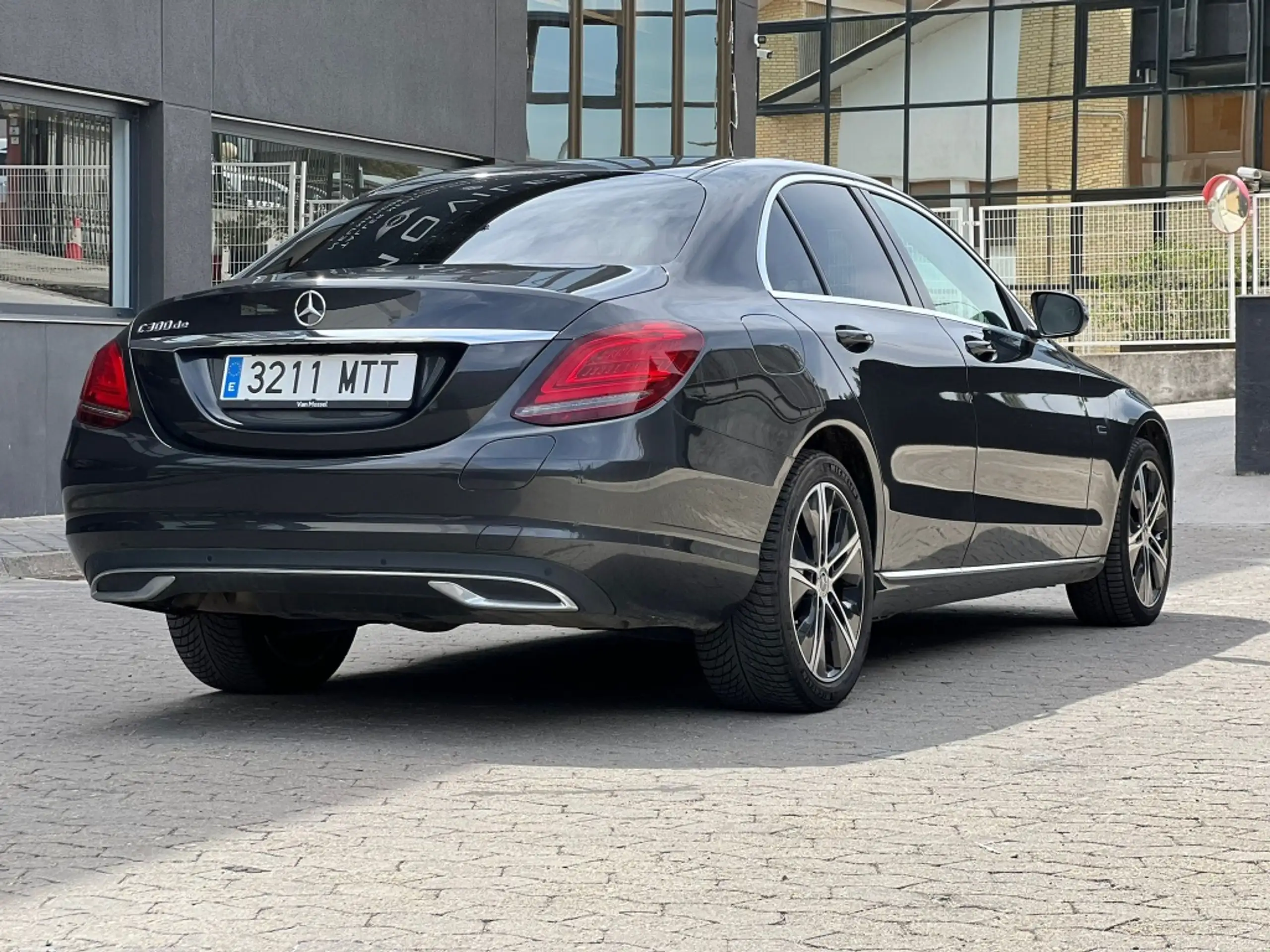 Mercedes-Benz - C 300