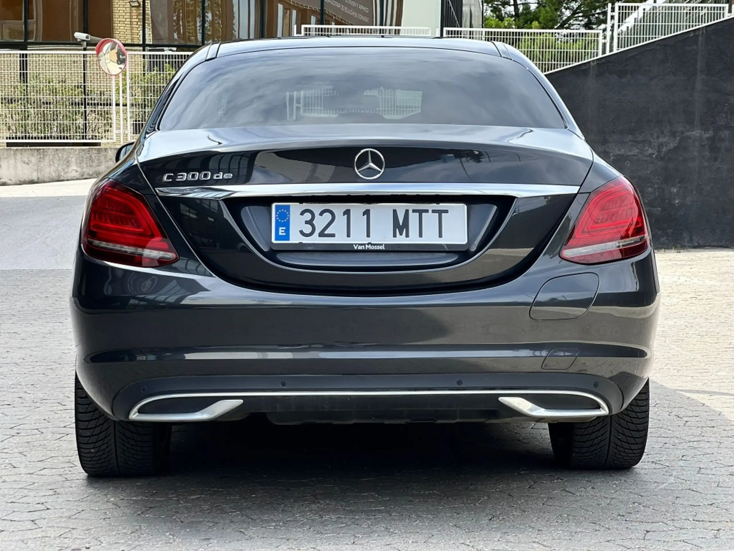 Mercedes-Benz - C 300