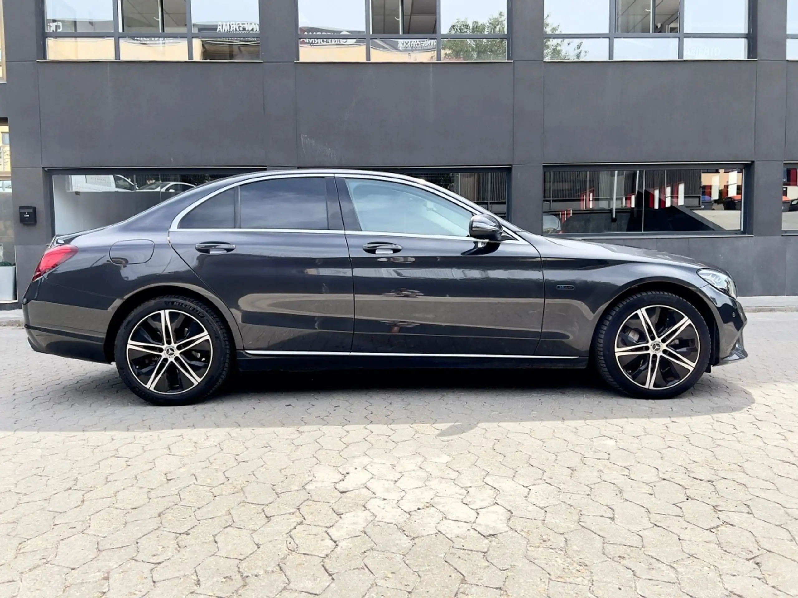 Mercedes-Benz - C 300