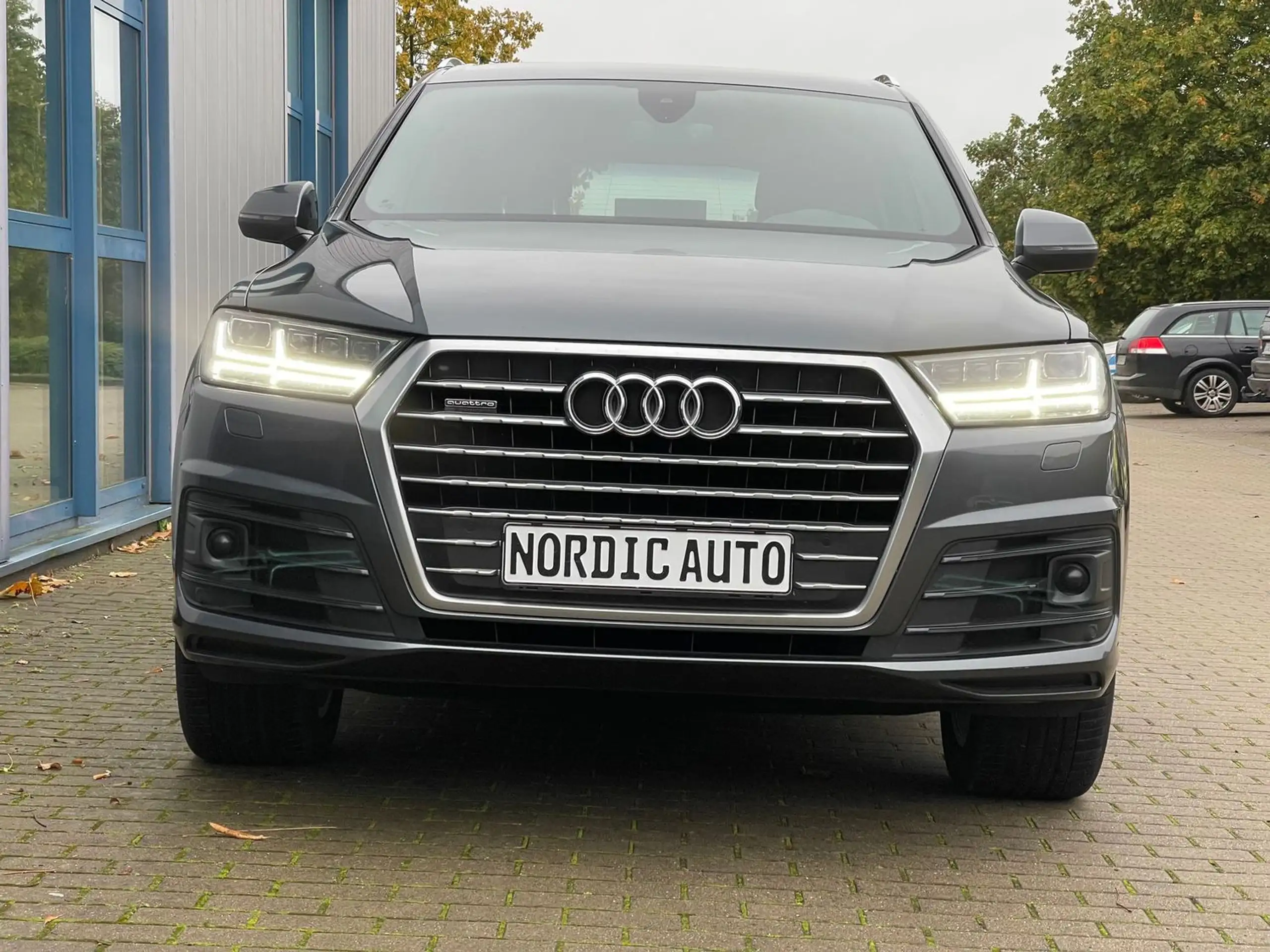 Audi - Q7