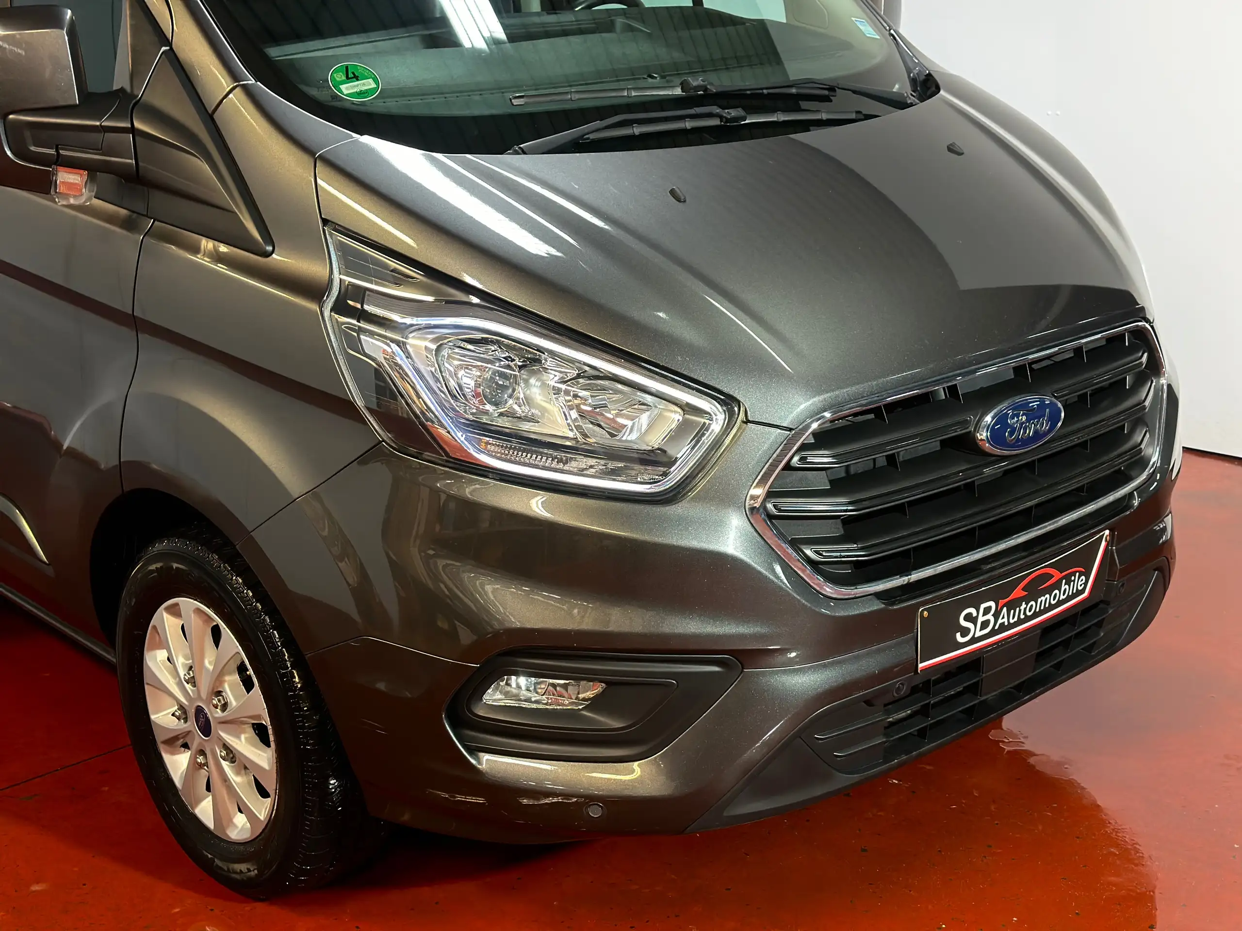 Ford - Transit Custom