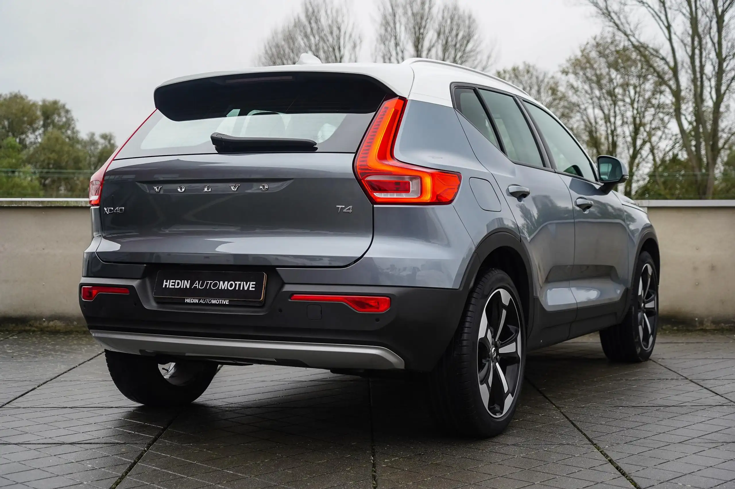 Volvo - XC40