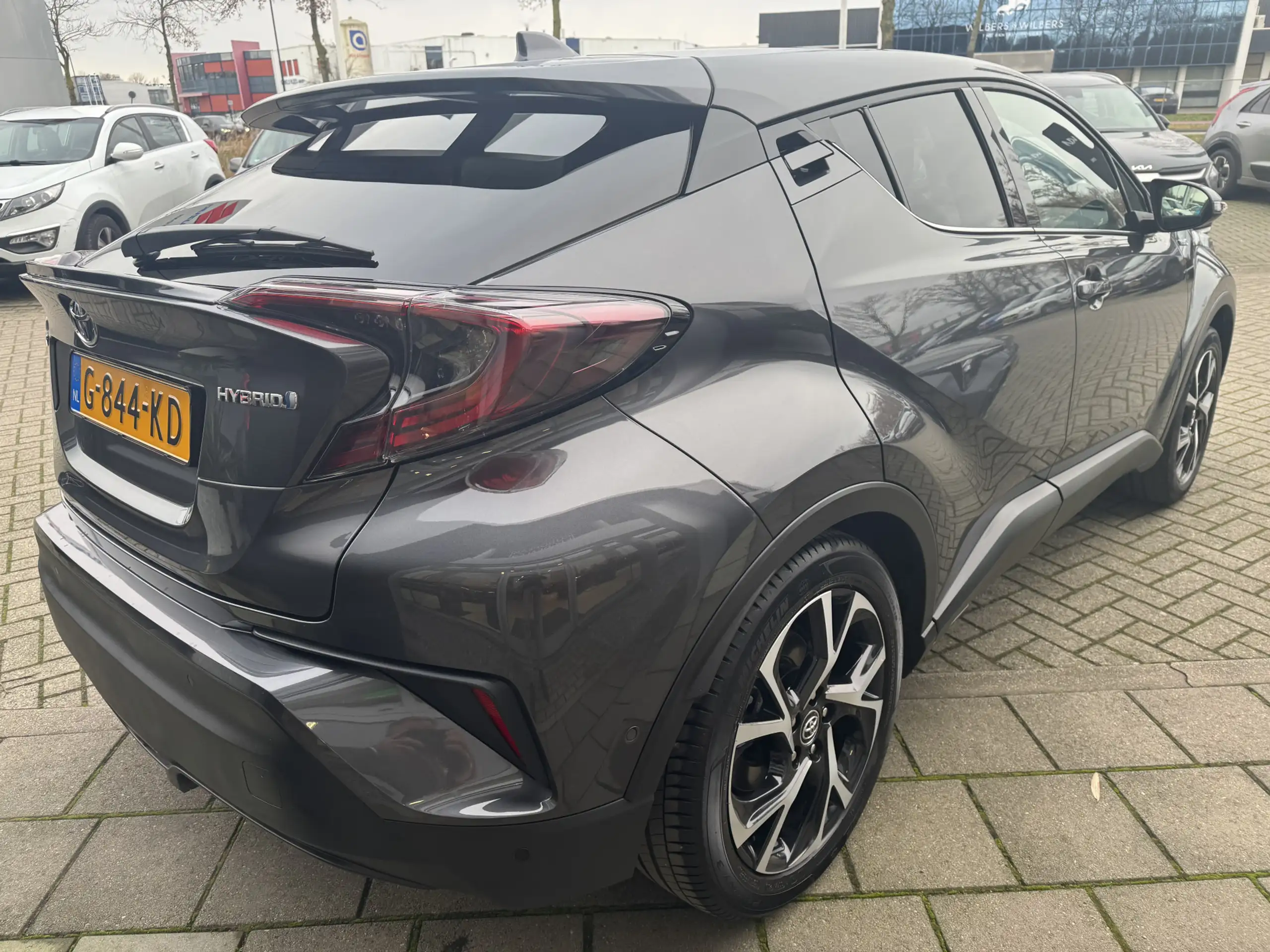 Toyota - C-HR