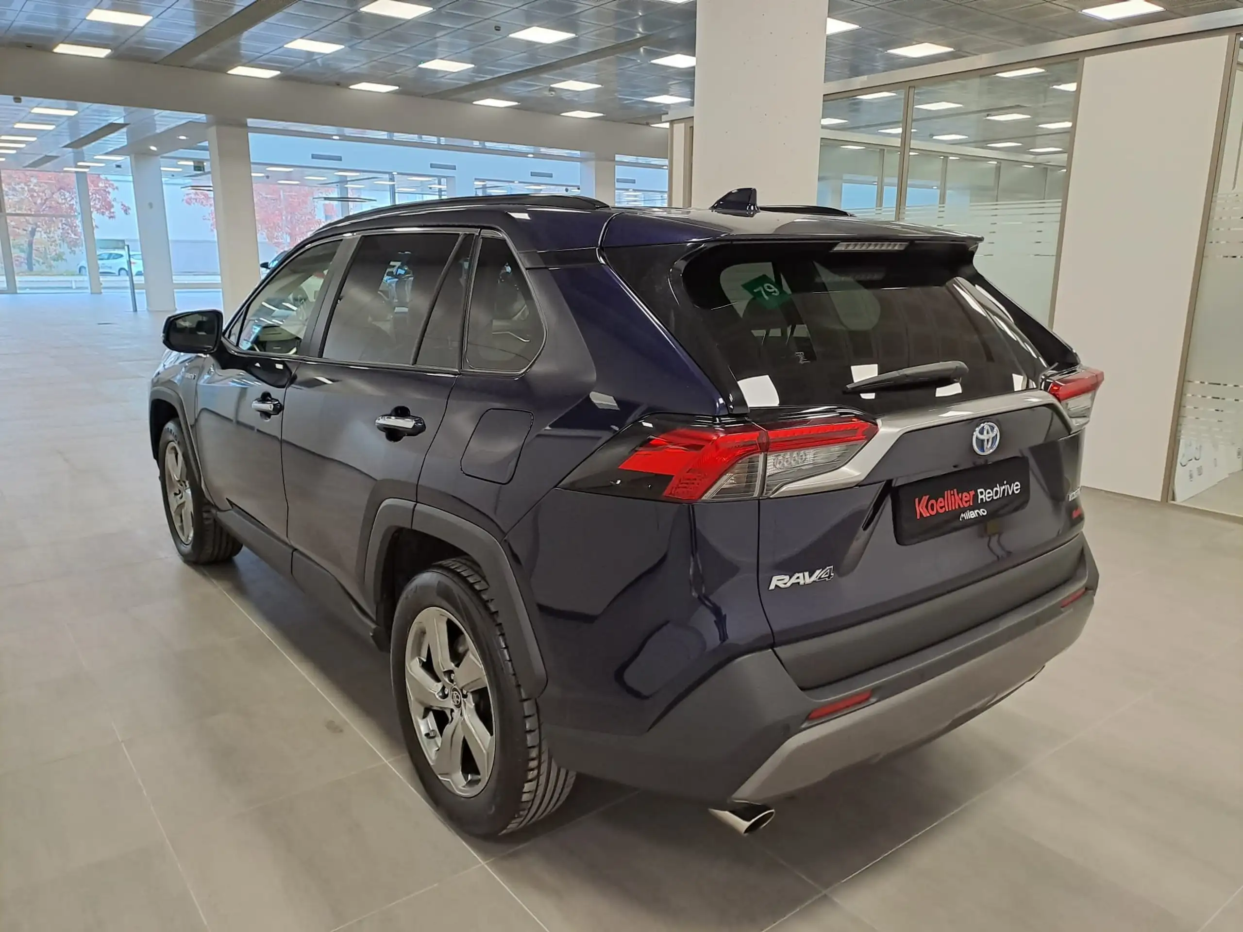 Toyota - RAV 4