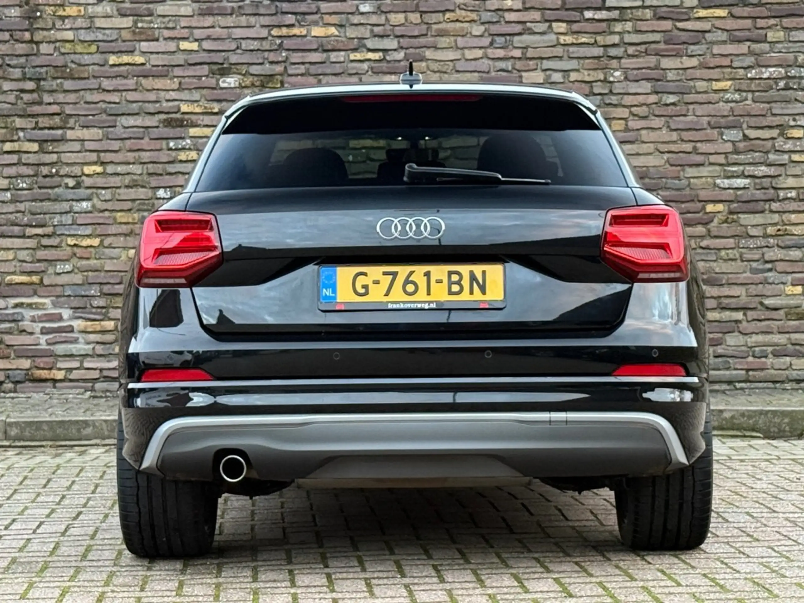 Audi - Q2