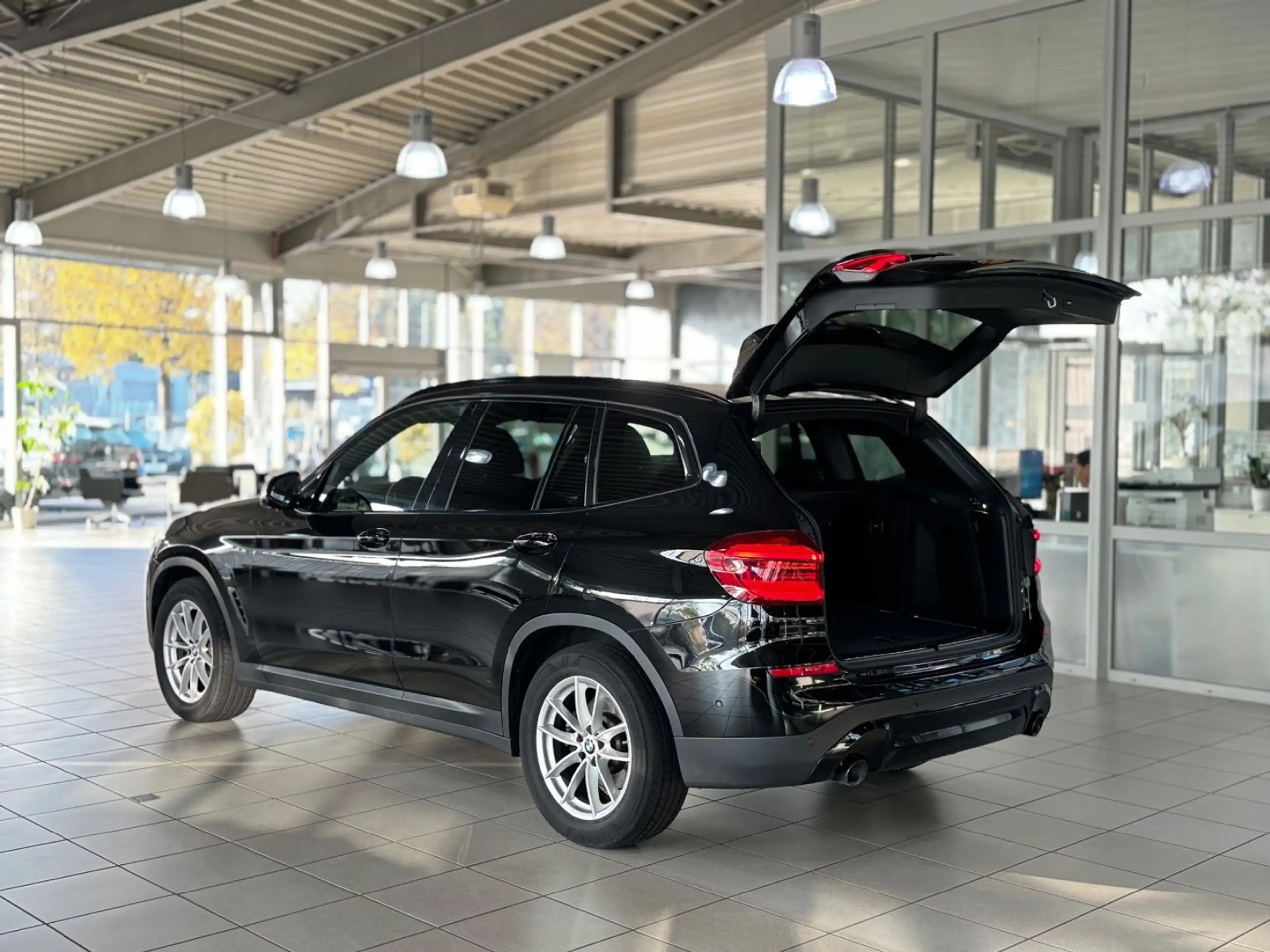 BMW - X3