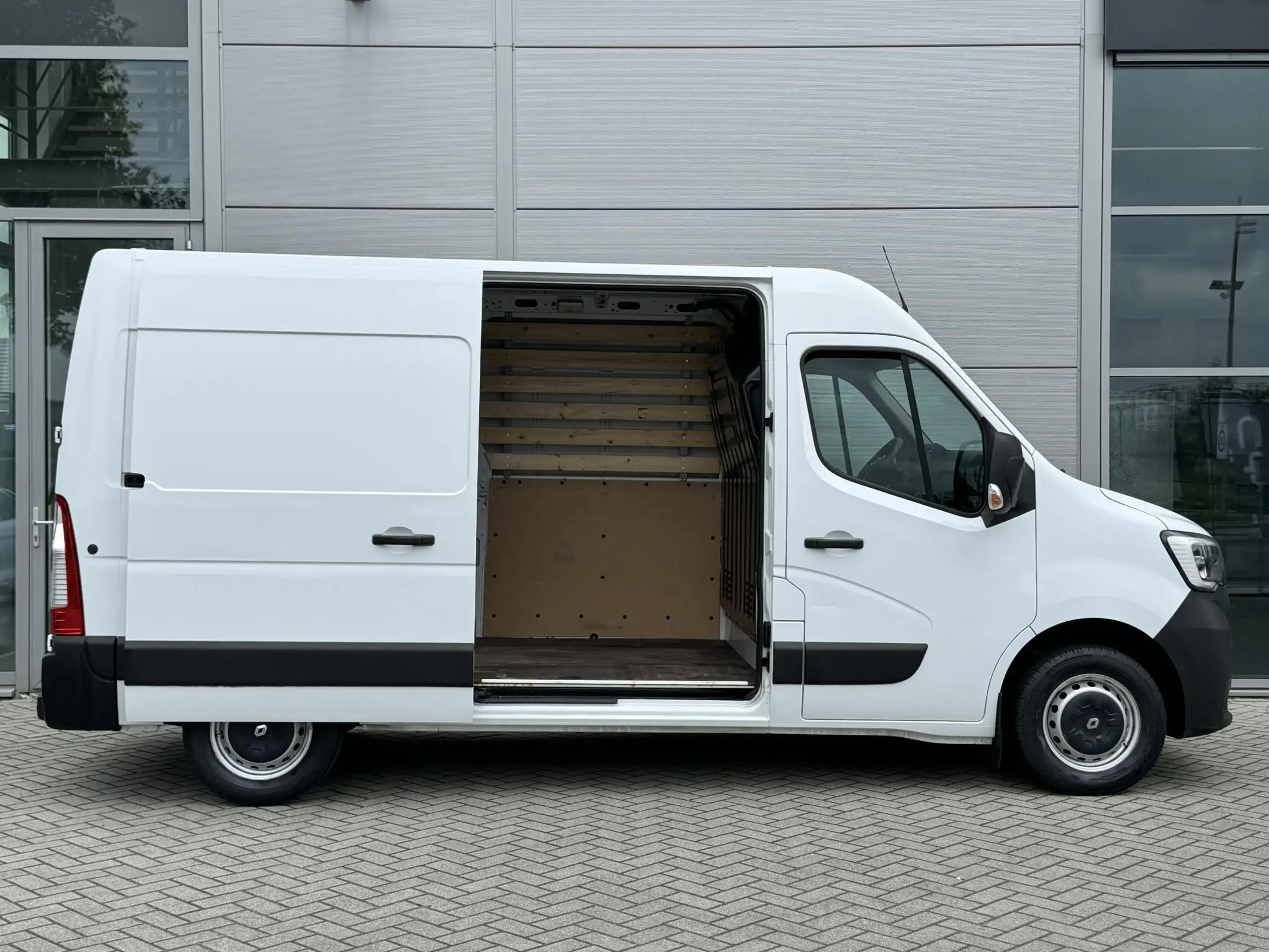 Renault - Master