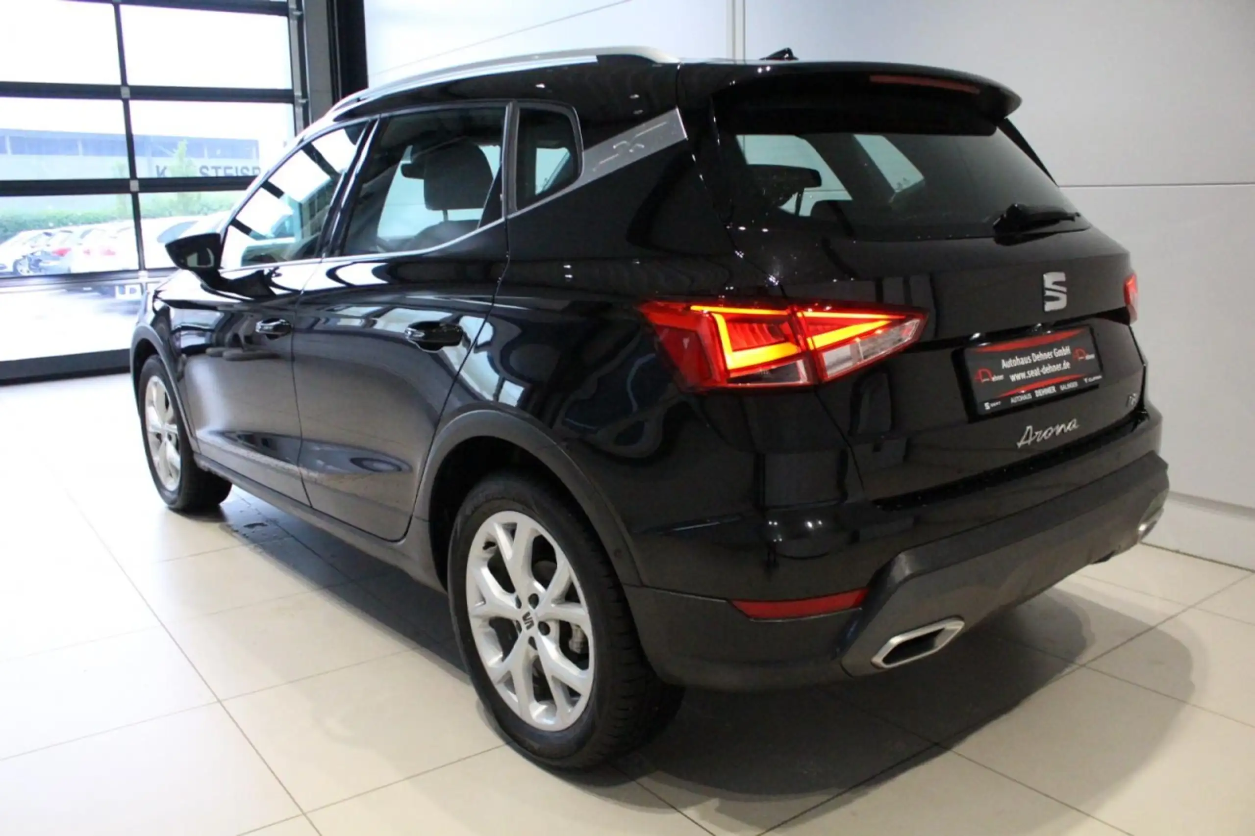 SEAT - Arona