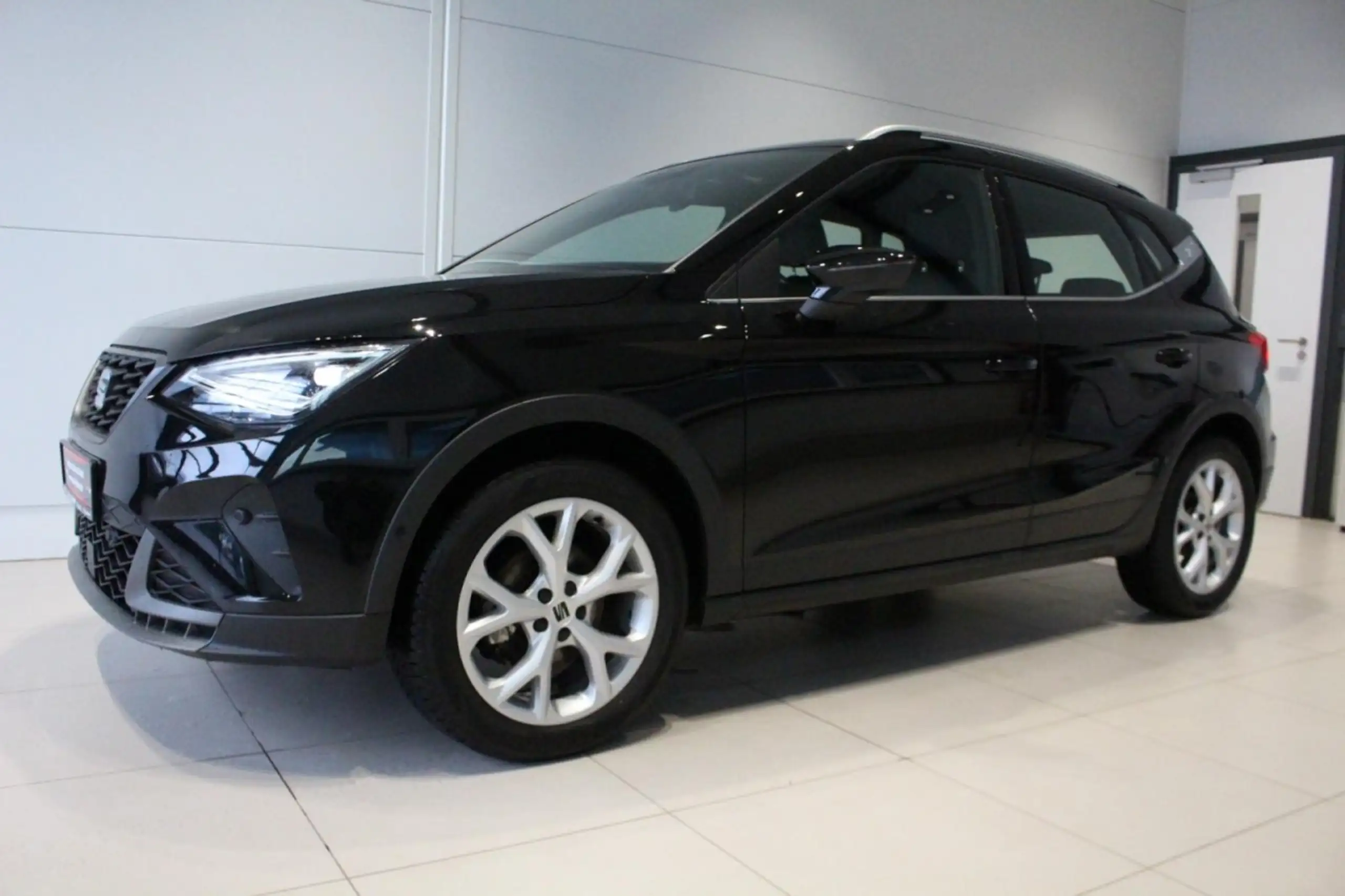 SEAT - Arona