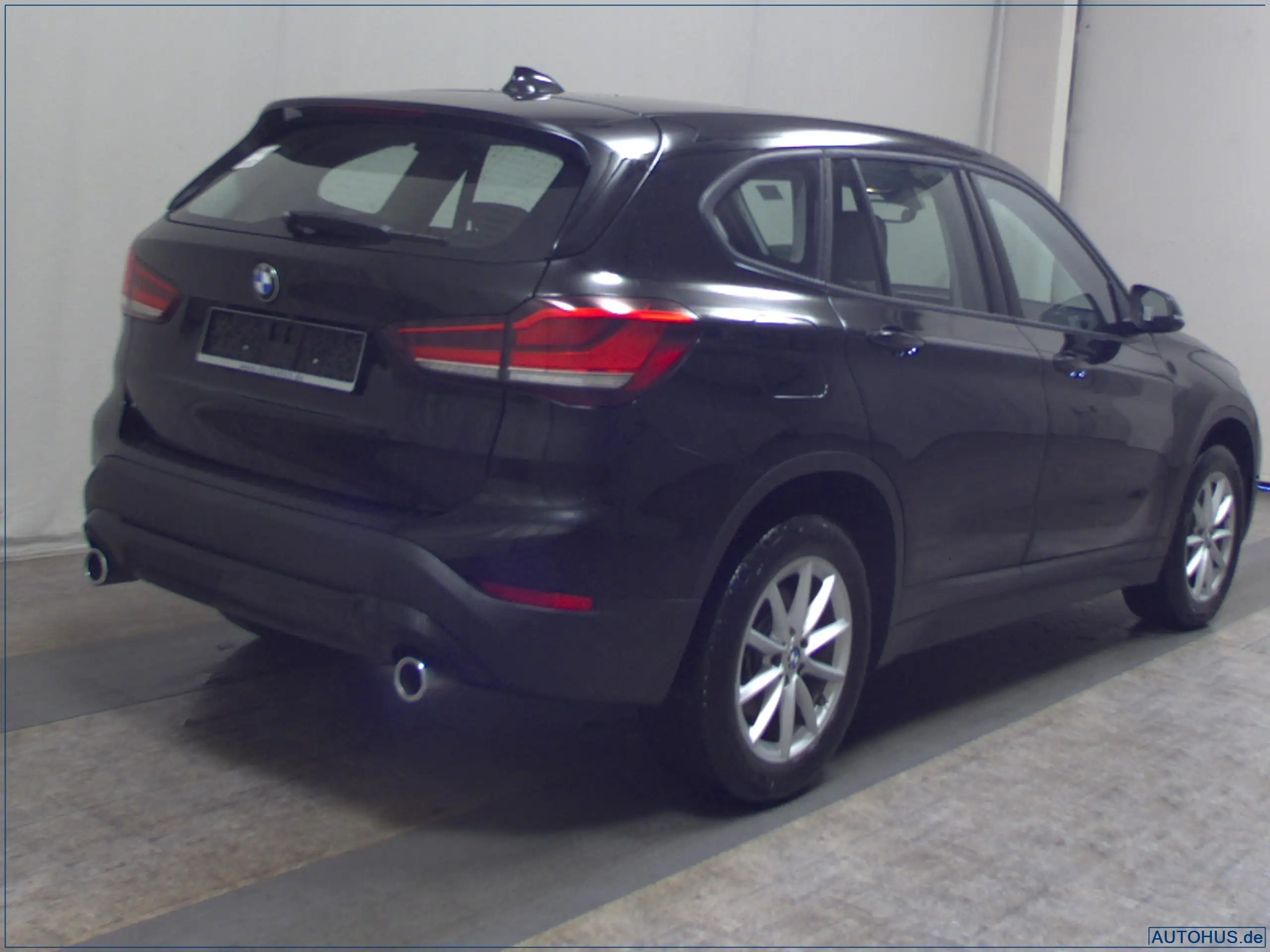 BMW - X1