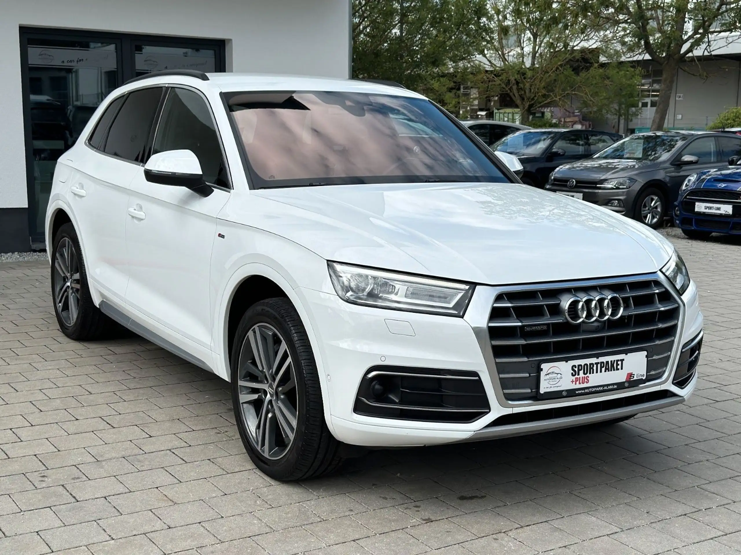 Audi - Q5