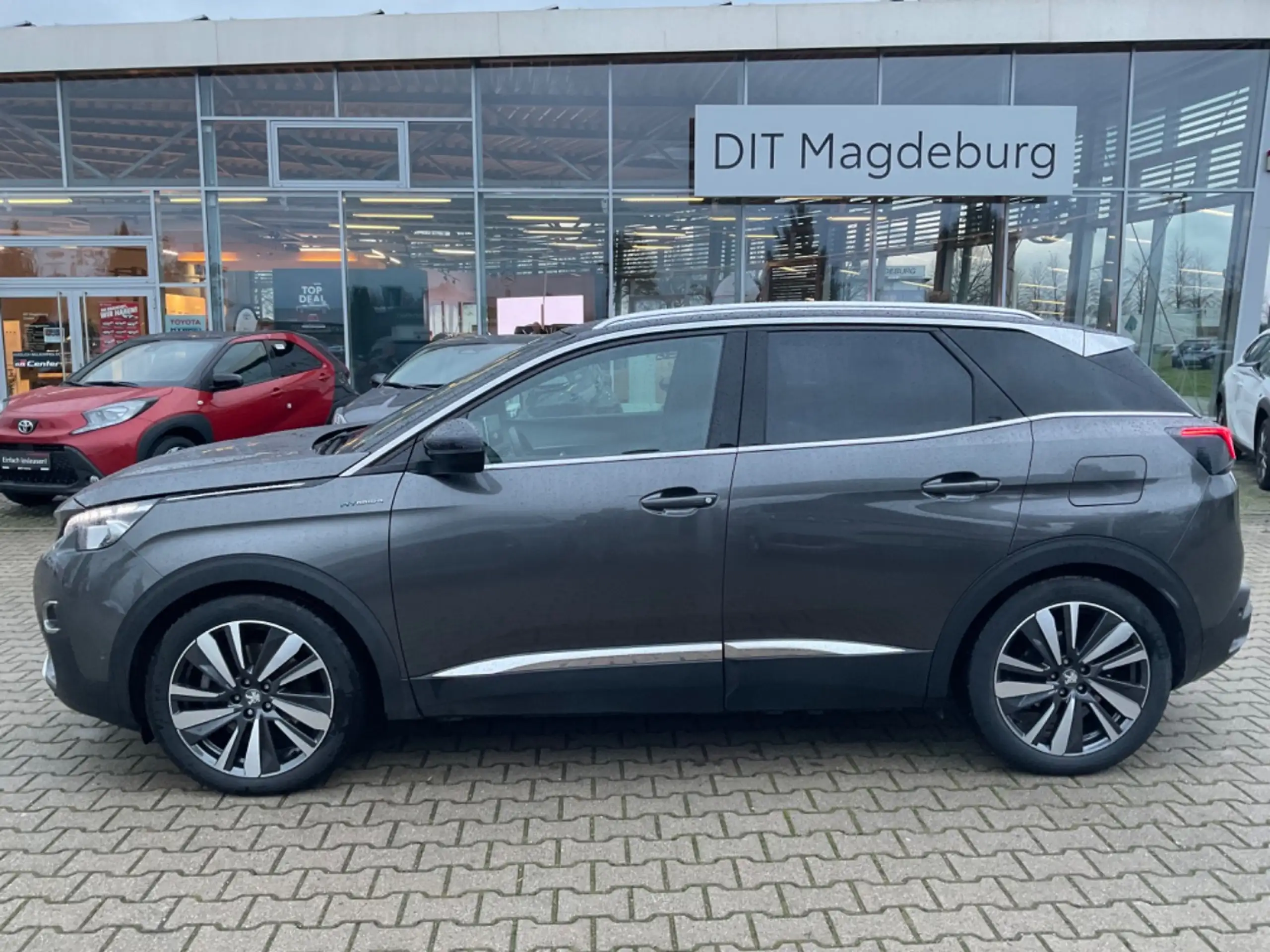 Peugeot - 3008