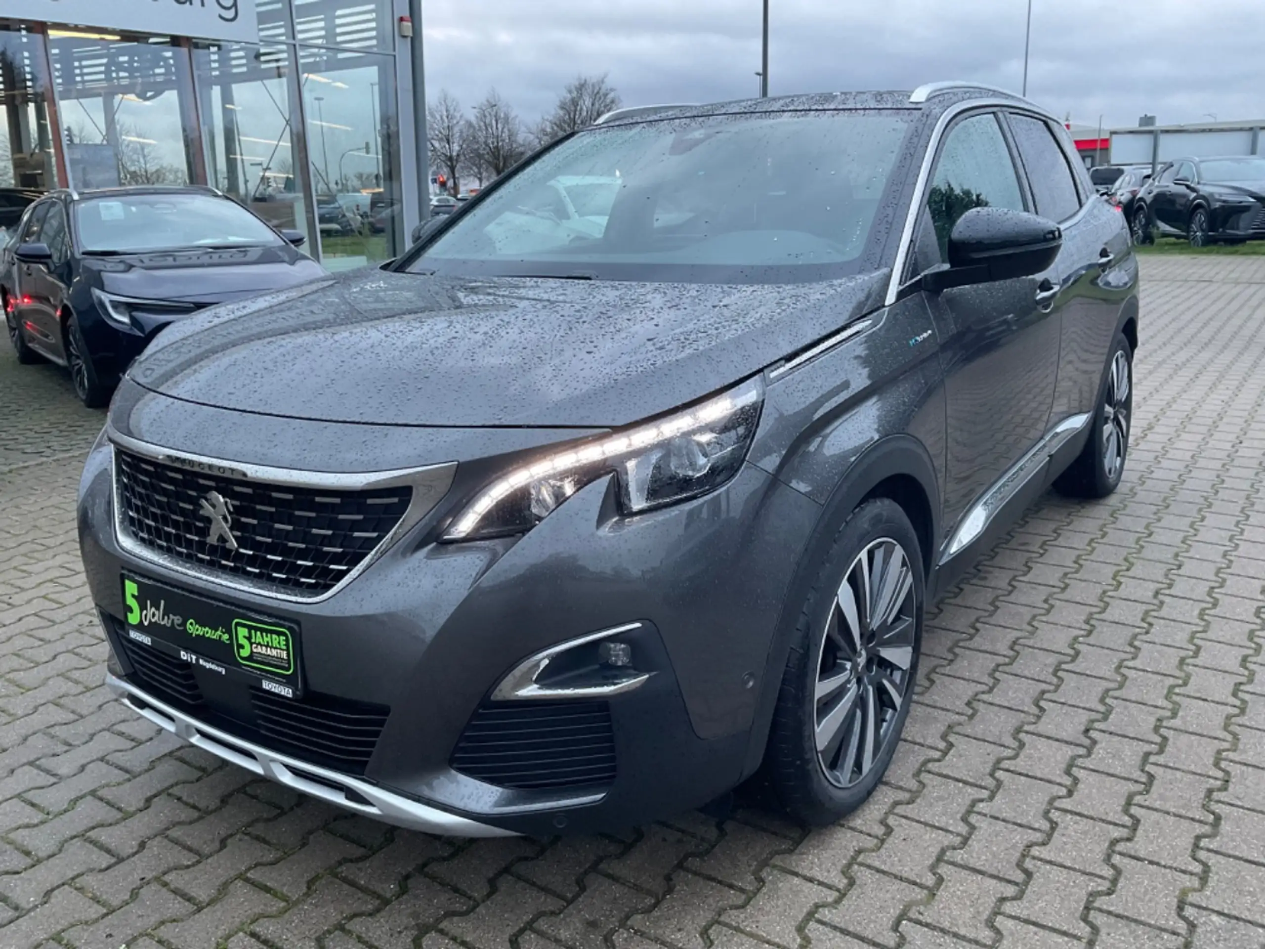 Peugeot - 3008