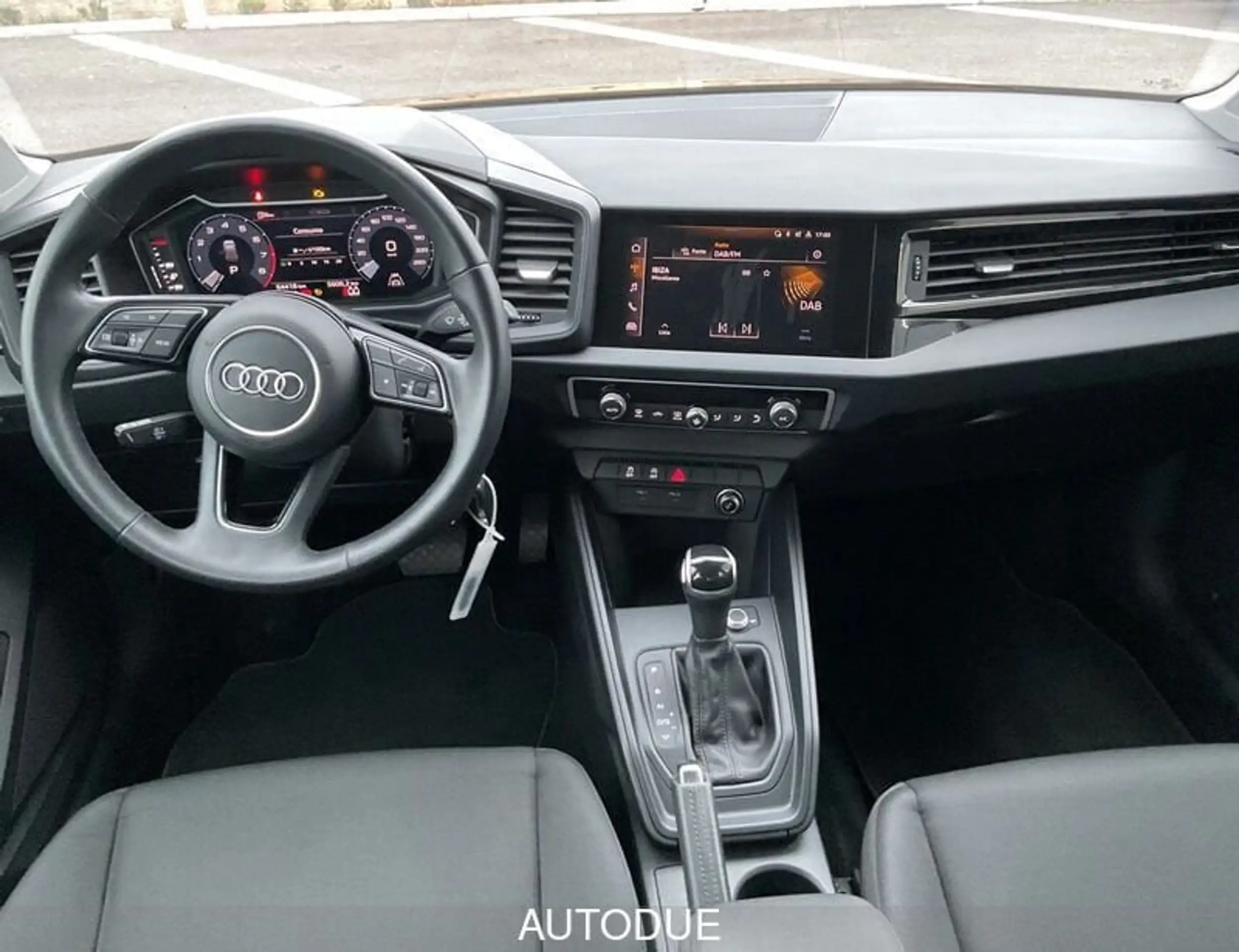 Audi - A1