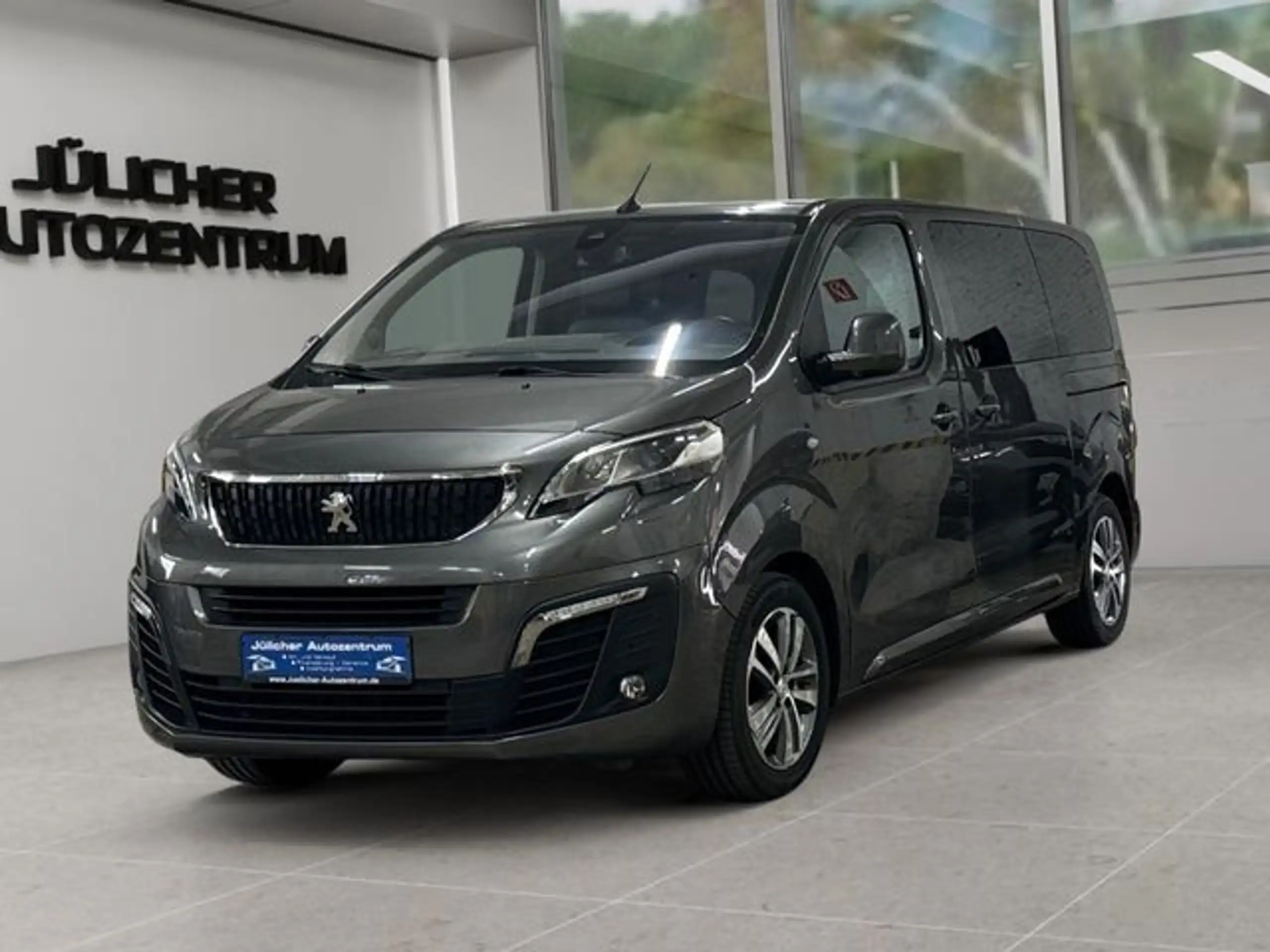 Peugeot - Traveller