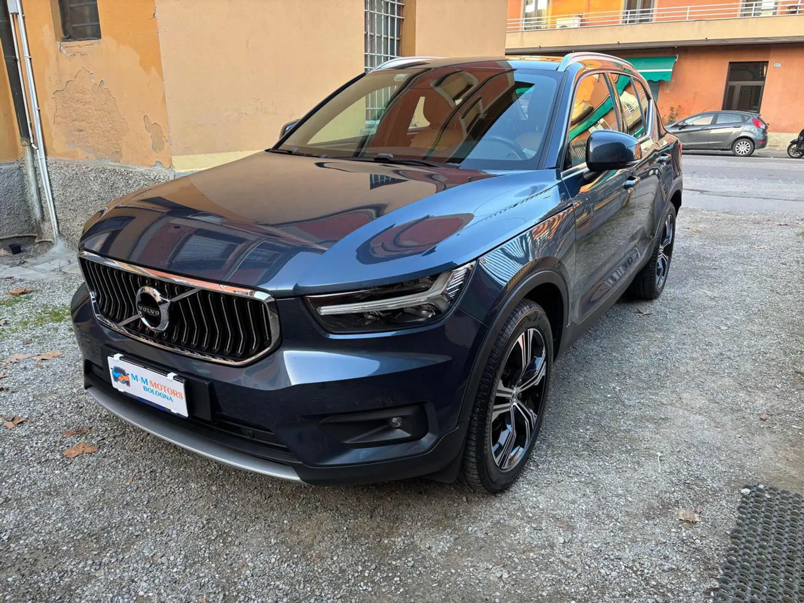 Volvo - XC40