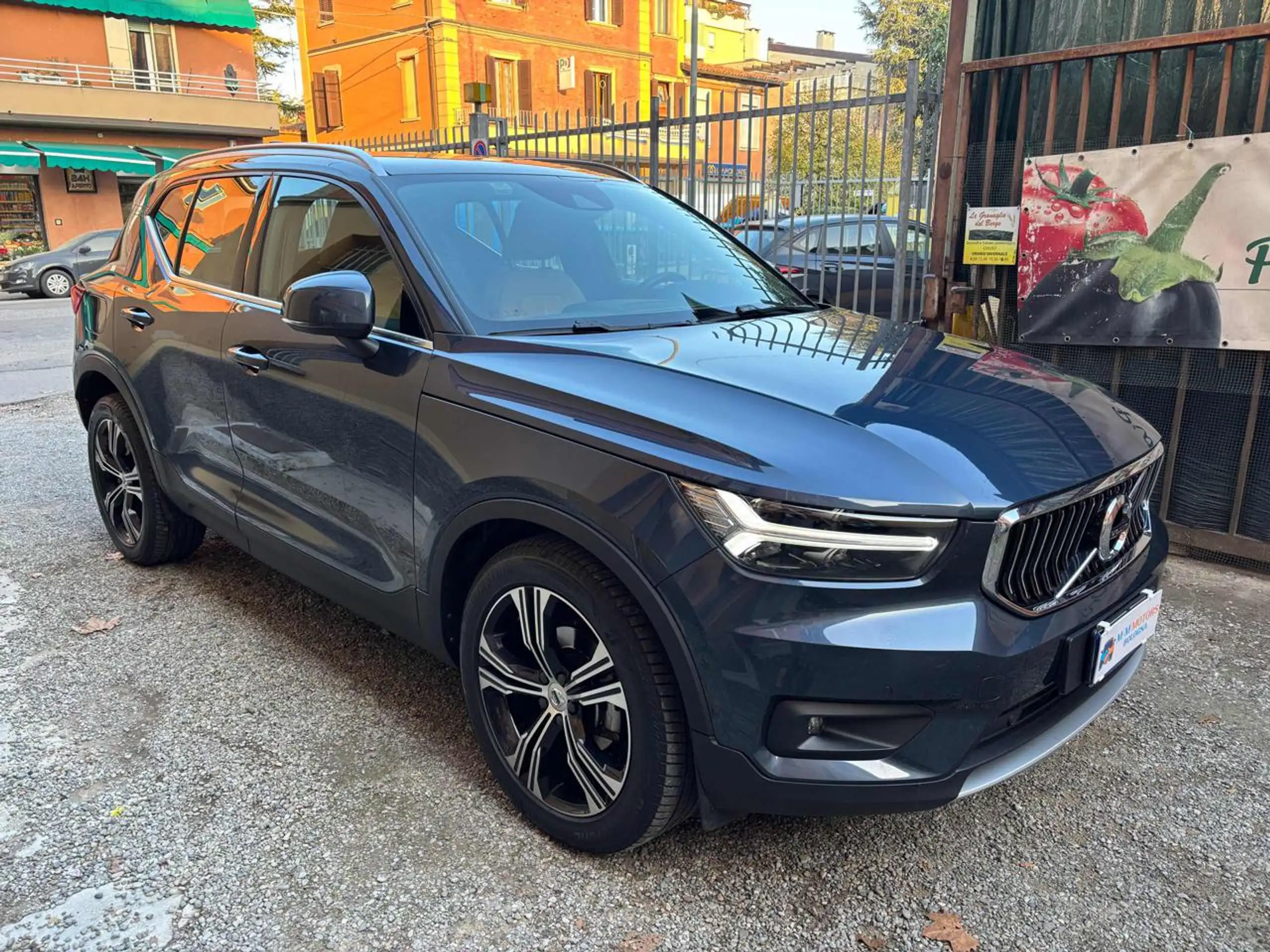 Volvo - XC40