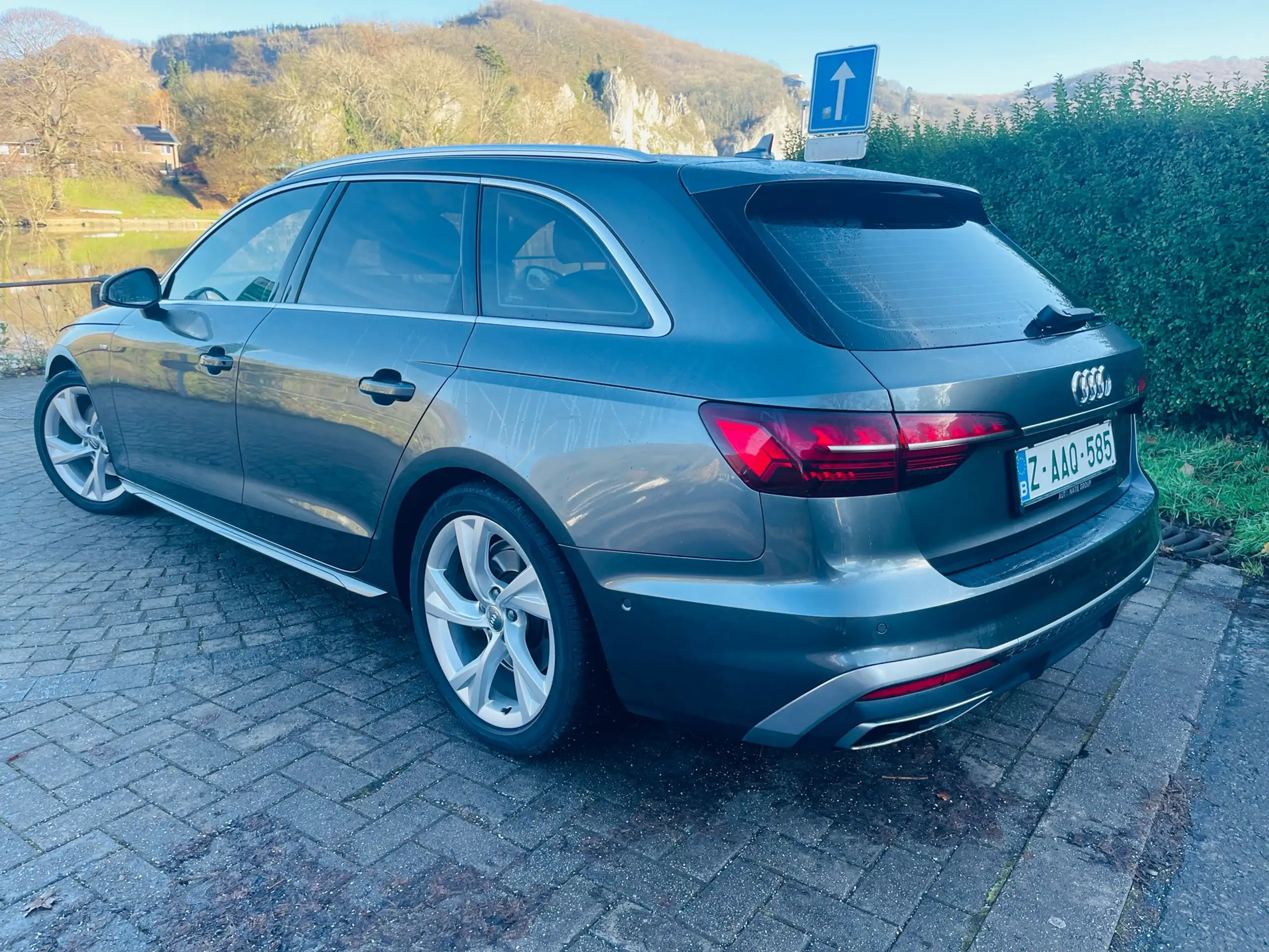 Audi - A4