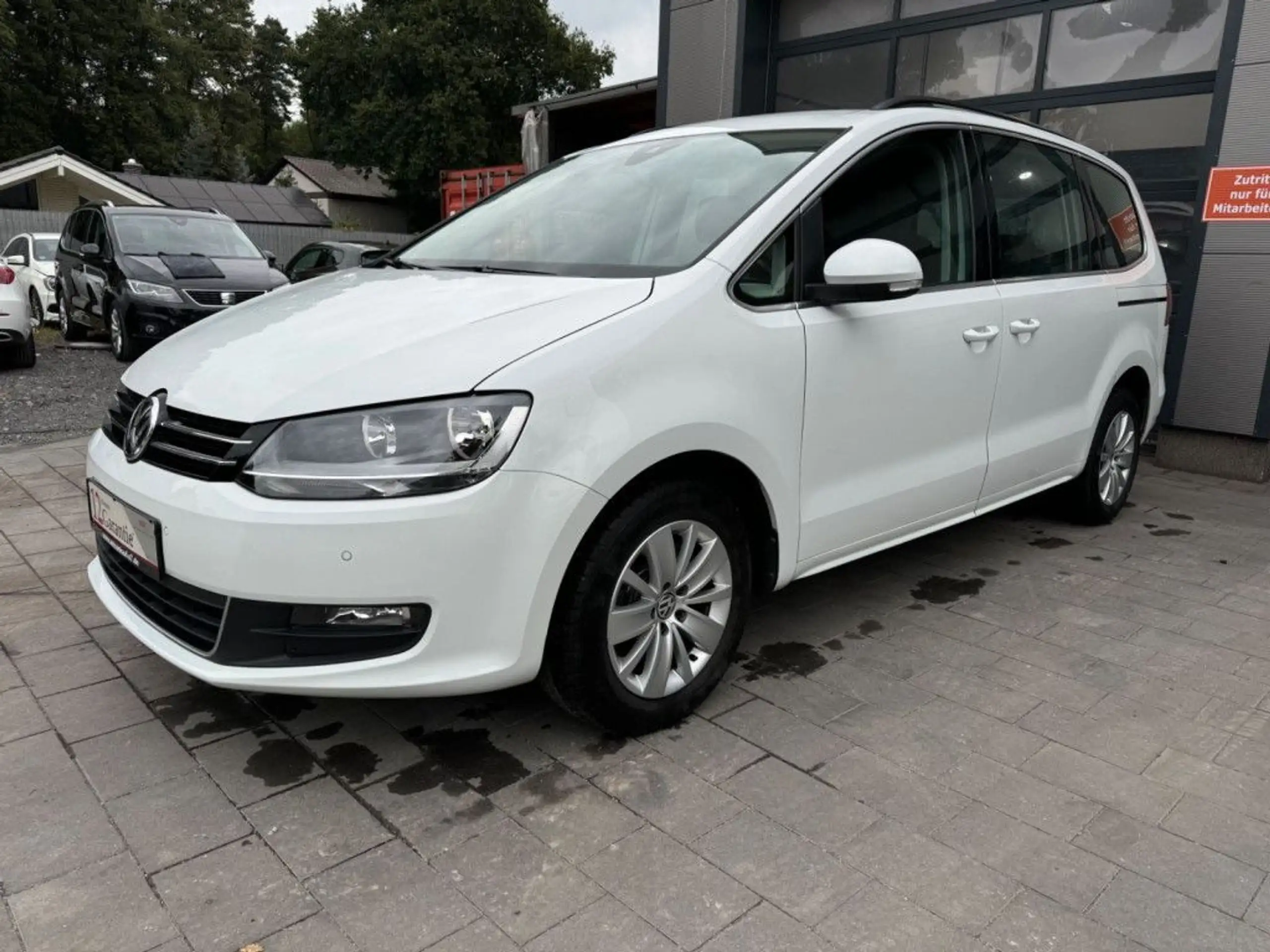 Volkswagen - Sharan