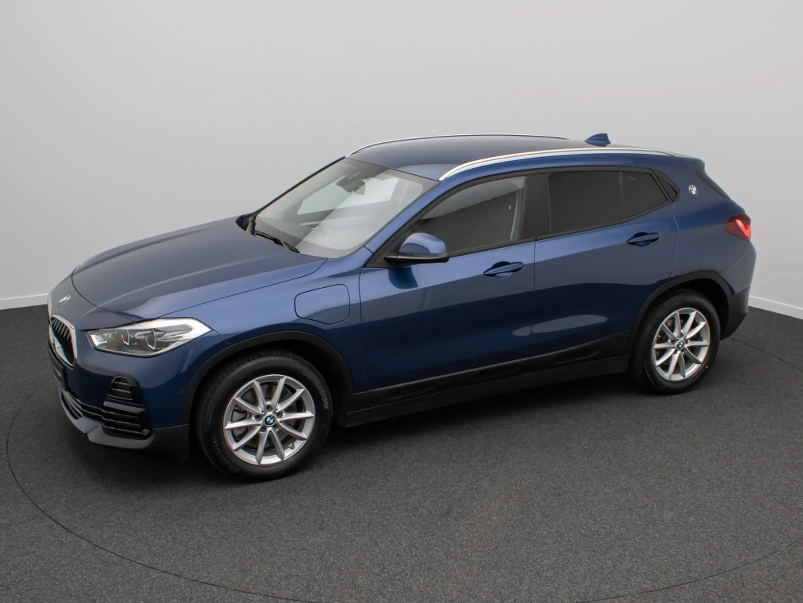 BMW - X2