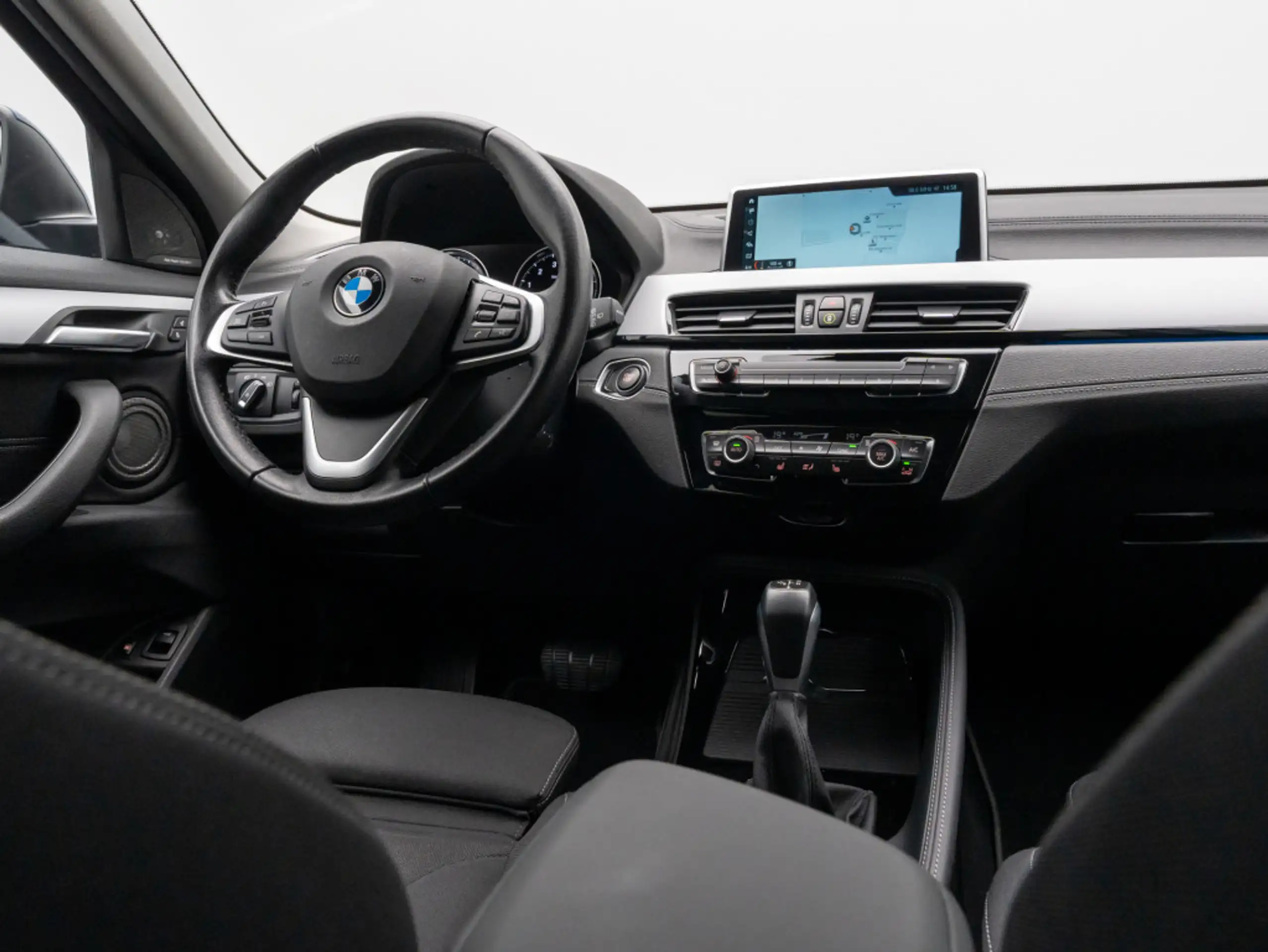 BMW - X2