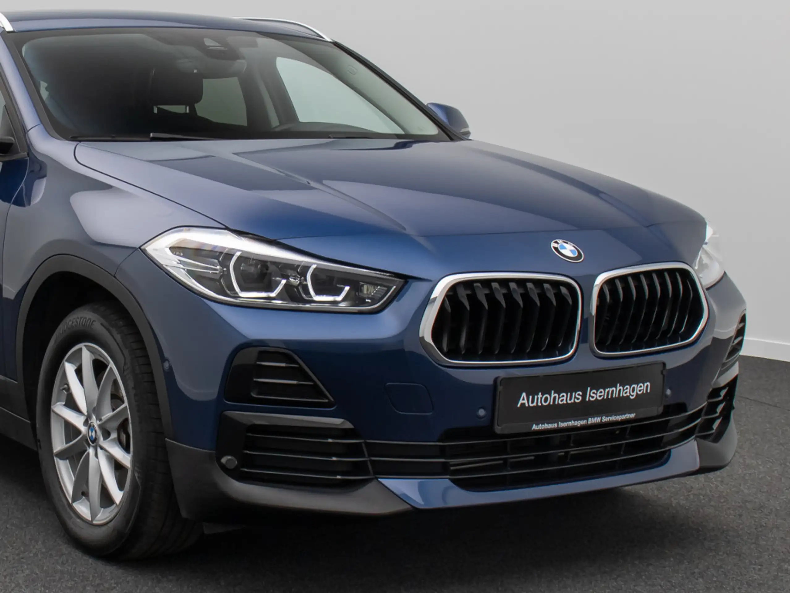 BMW - X2