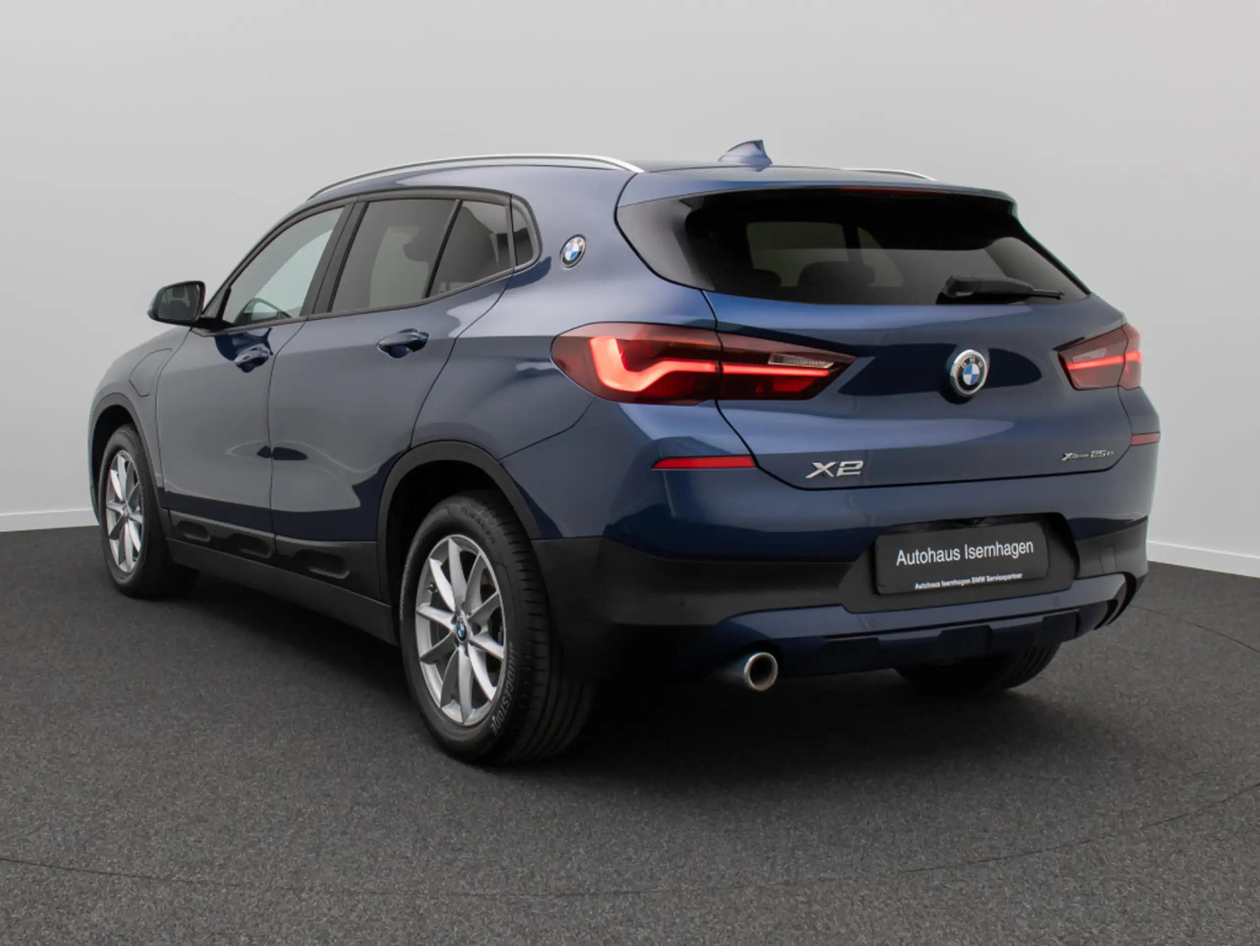 BMW - X2