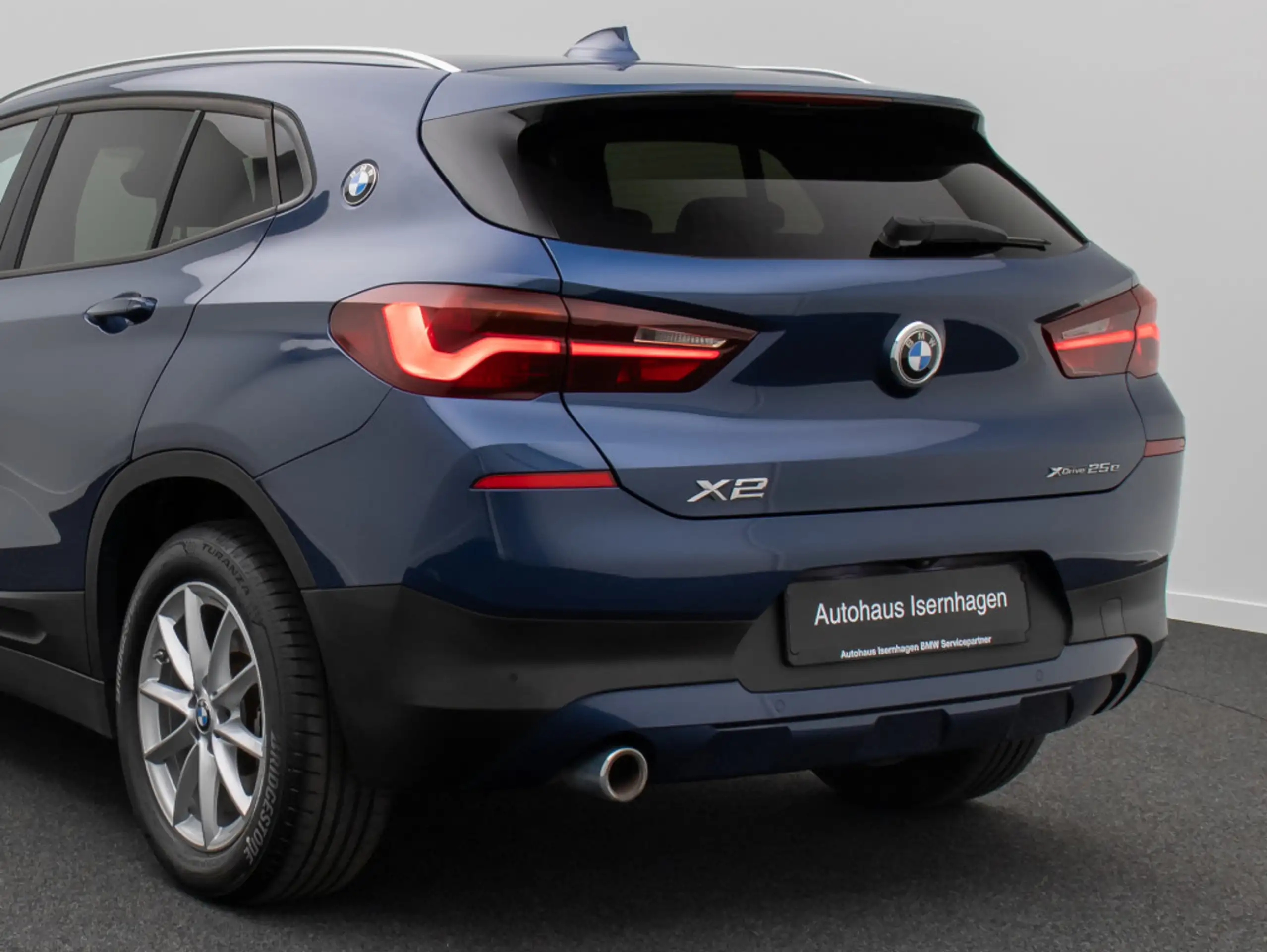 BMW - X2