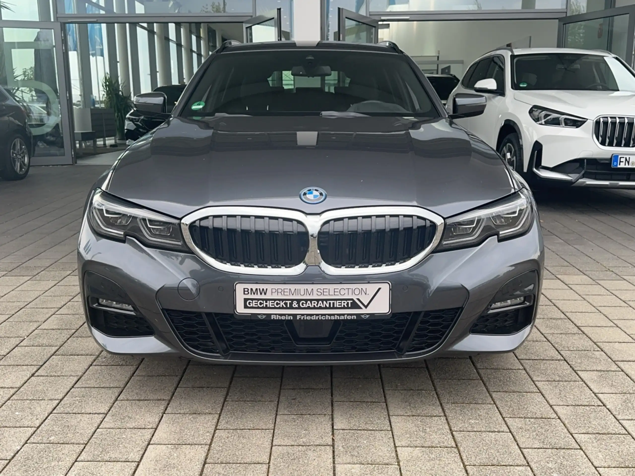 BMW - 330