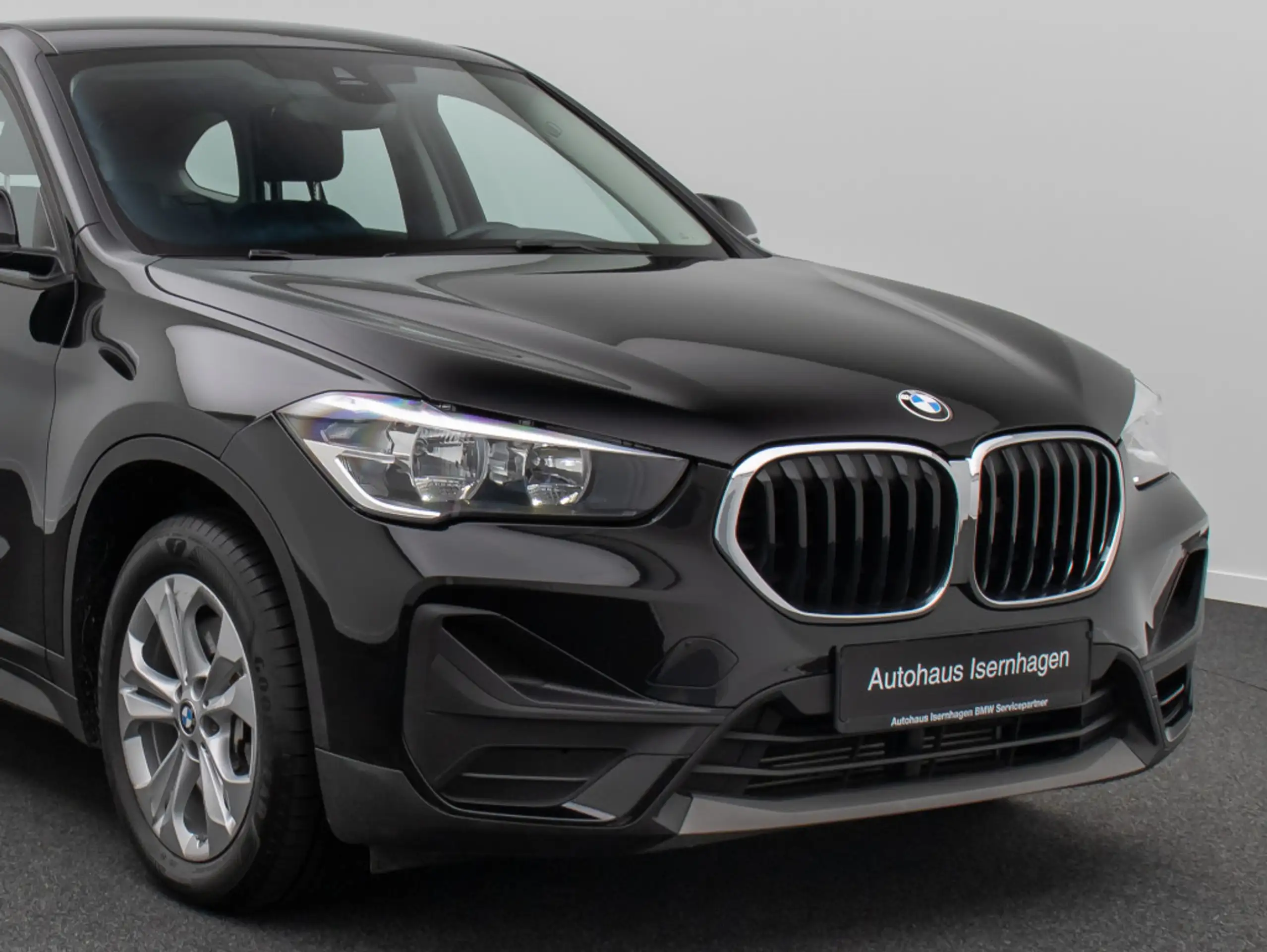 BMW - X1