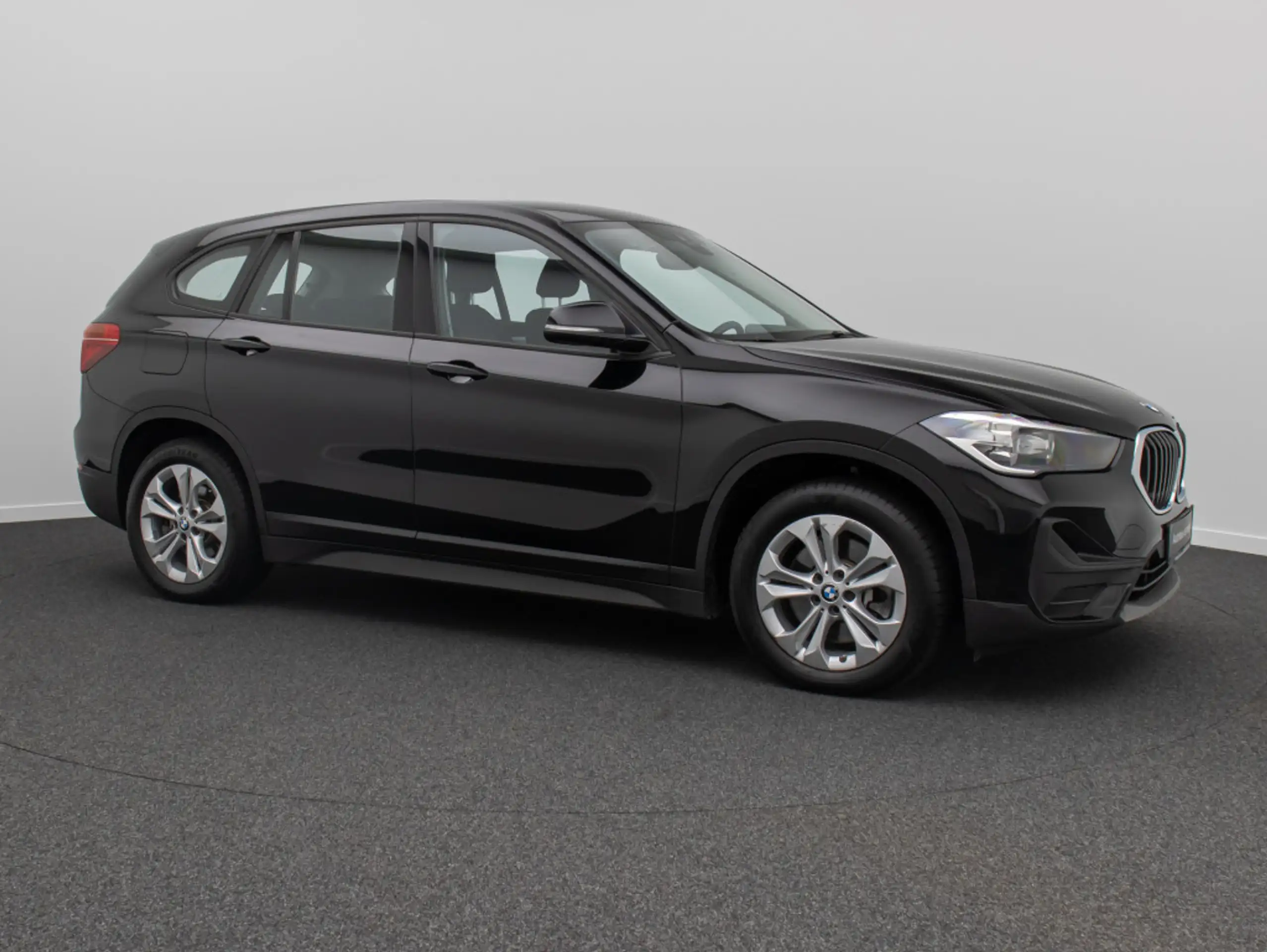 BMW - X1