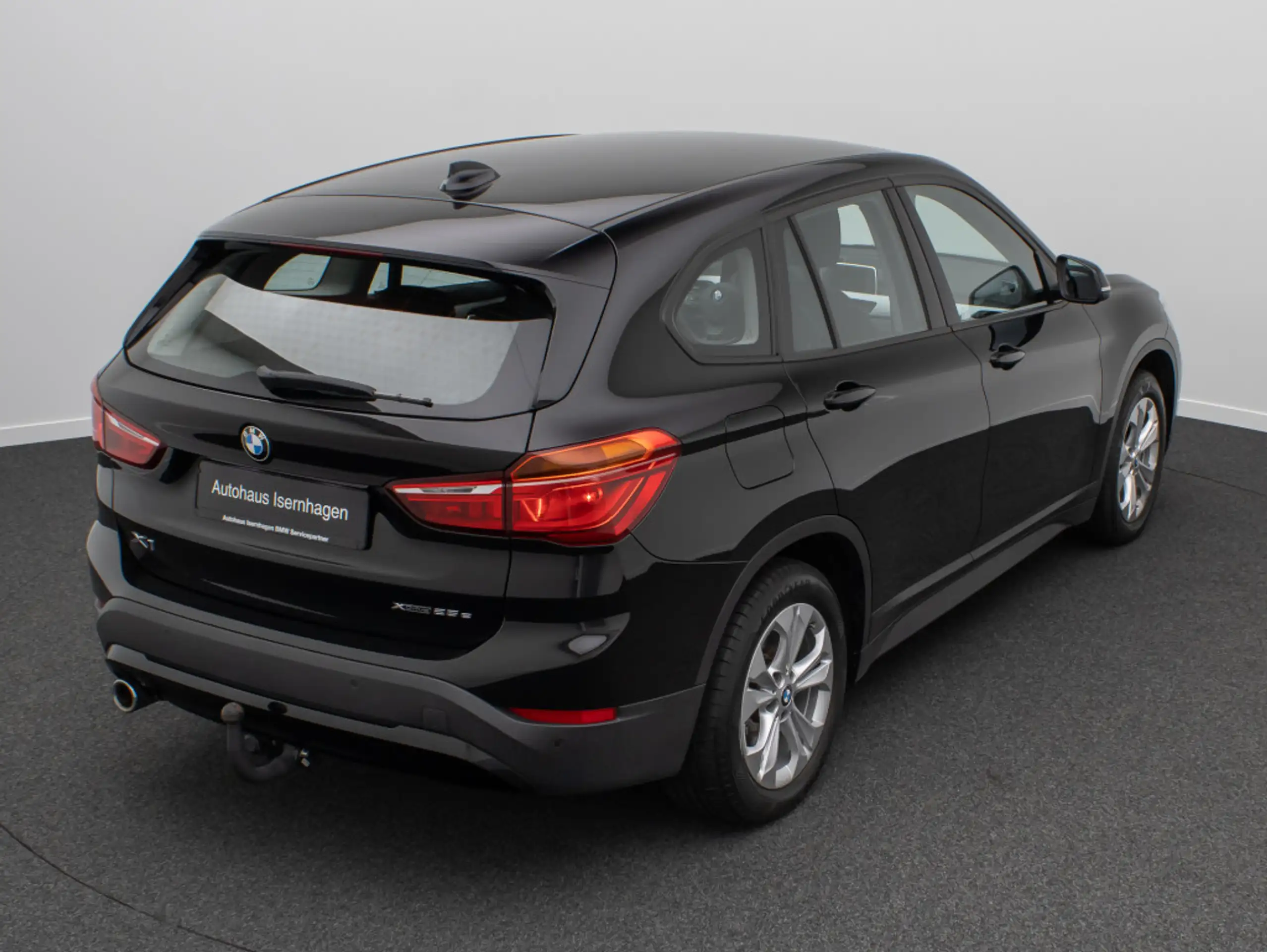 BMW - X1