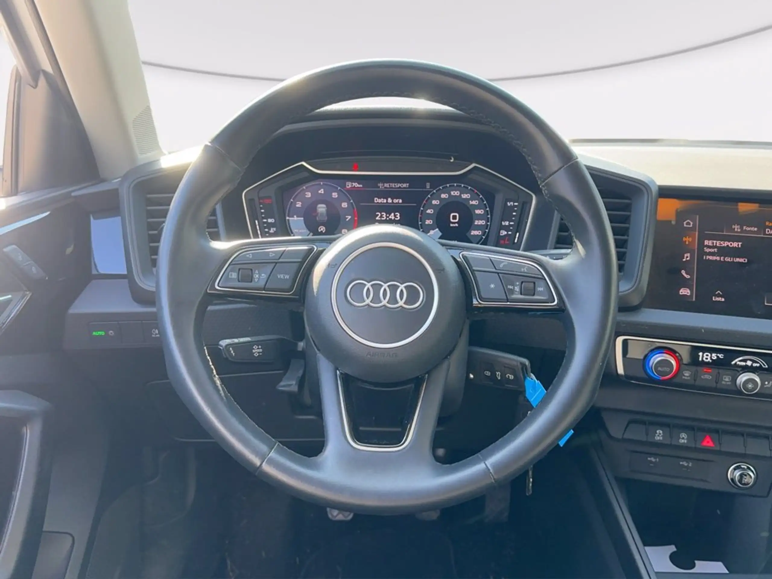 Audi - A1