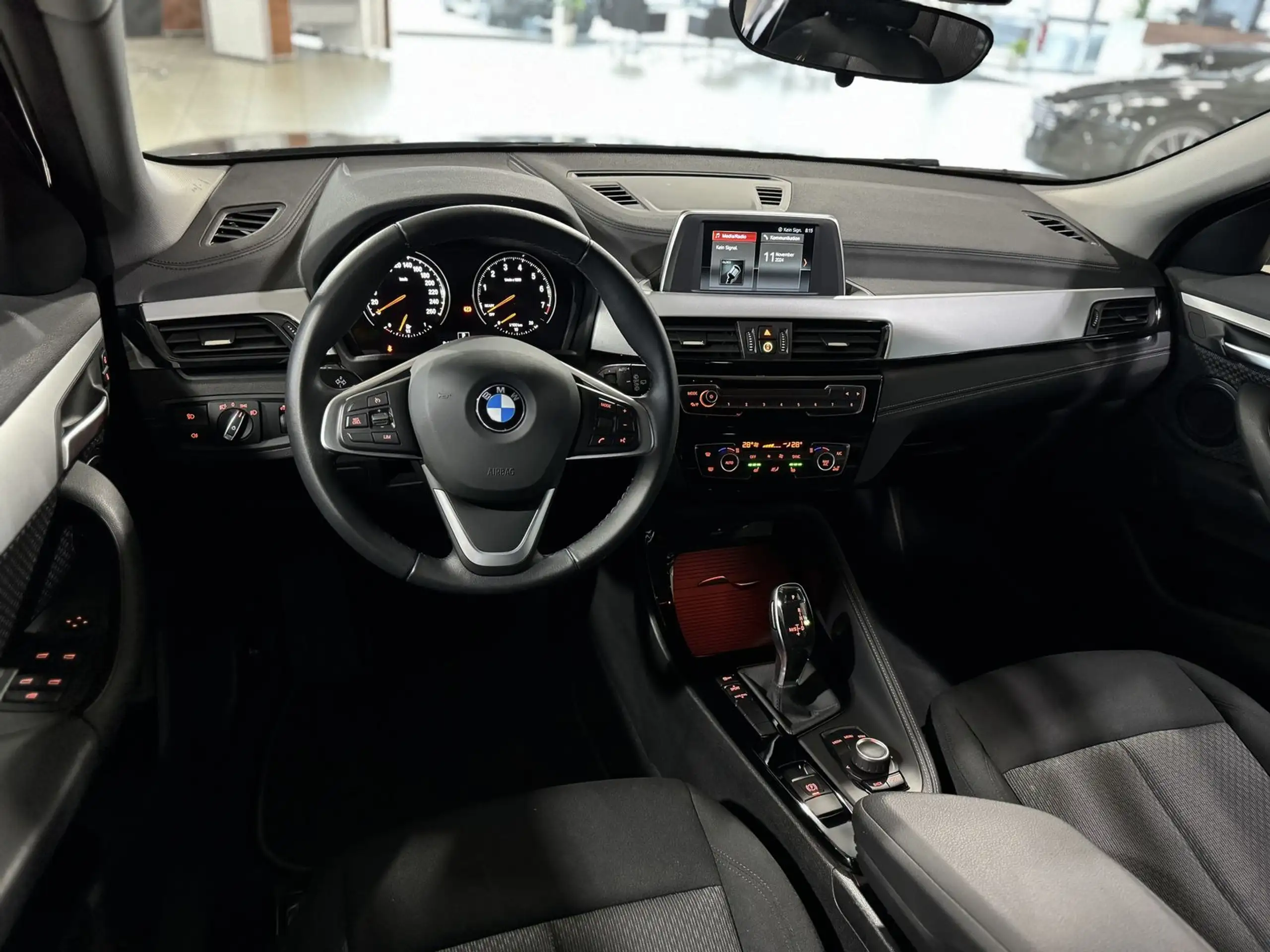 BMW - X2