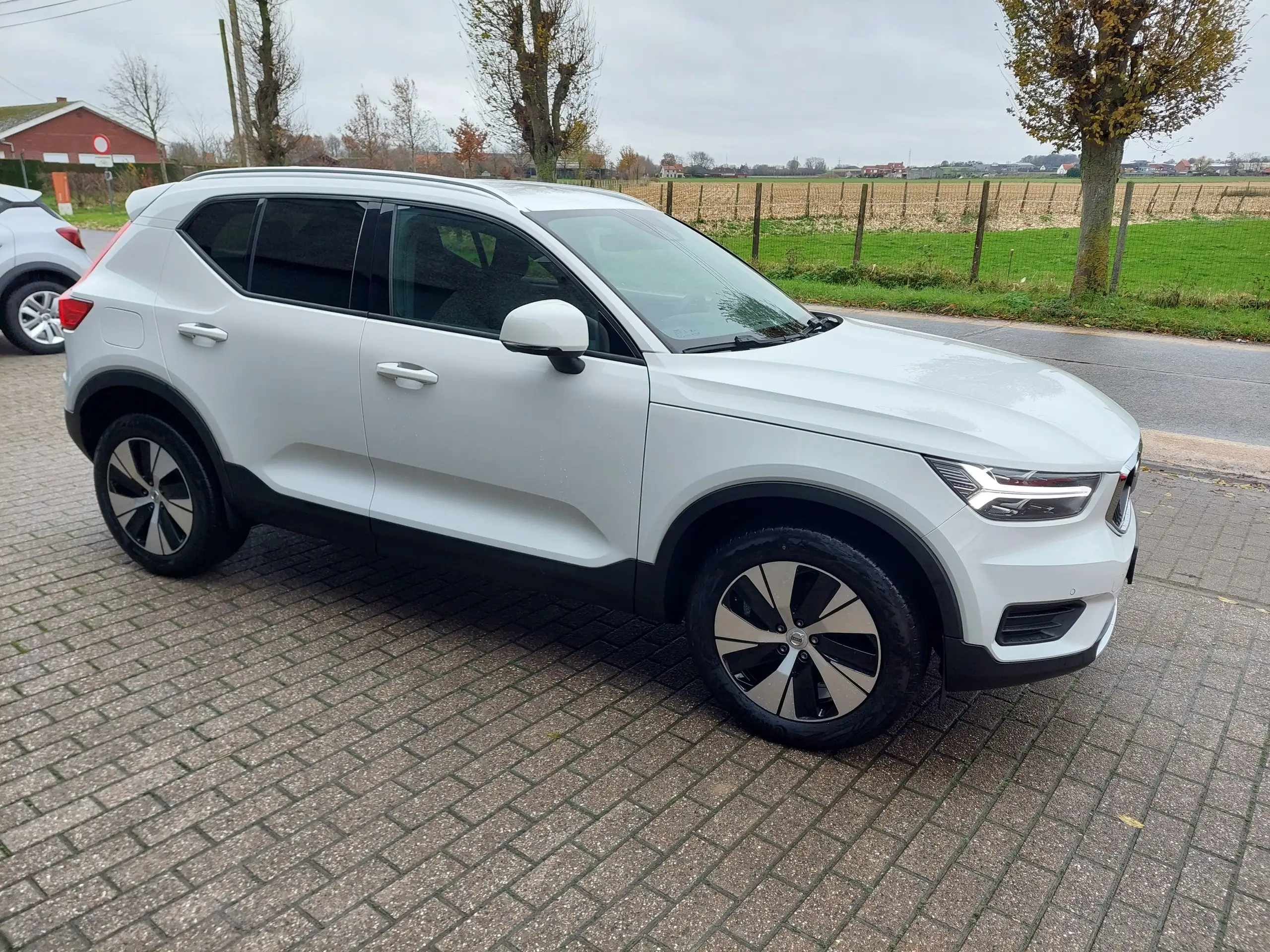 Volvo - XC40