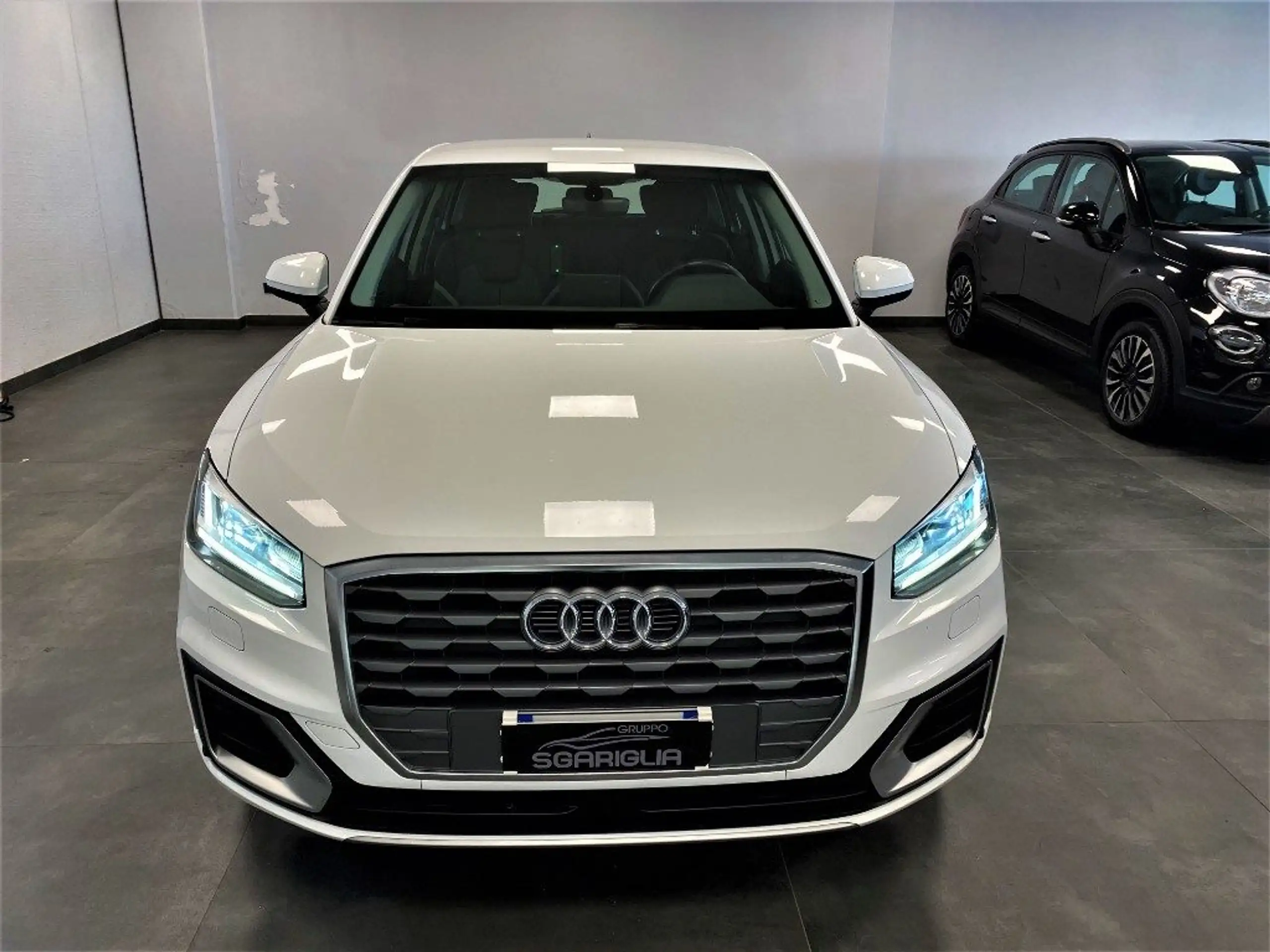 Audi - Q2