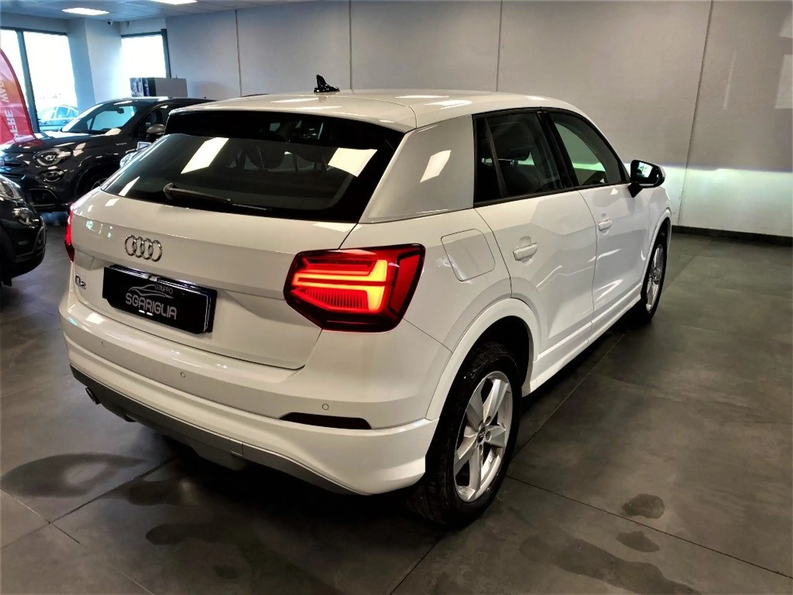 Audi - Q2