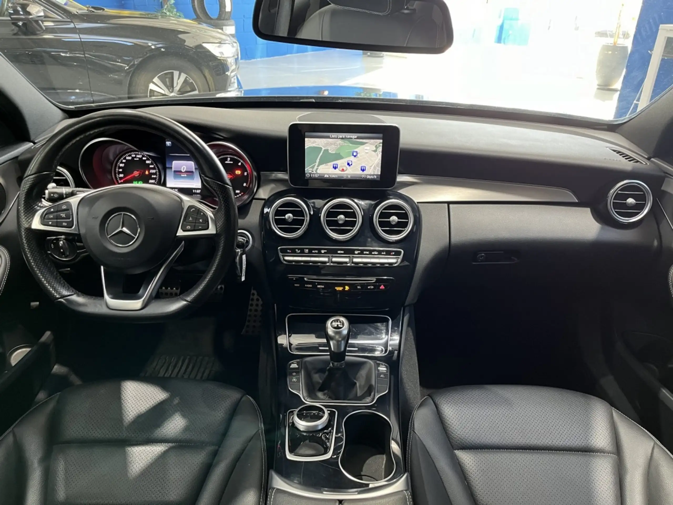 Mercedes-Benz - C 220