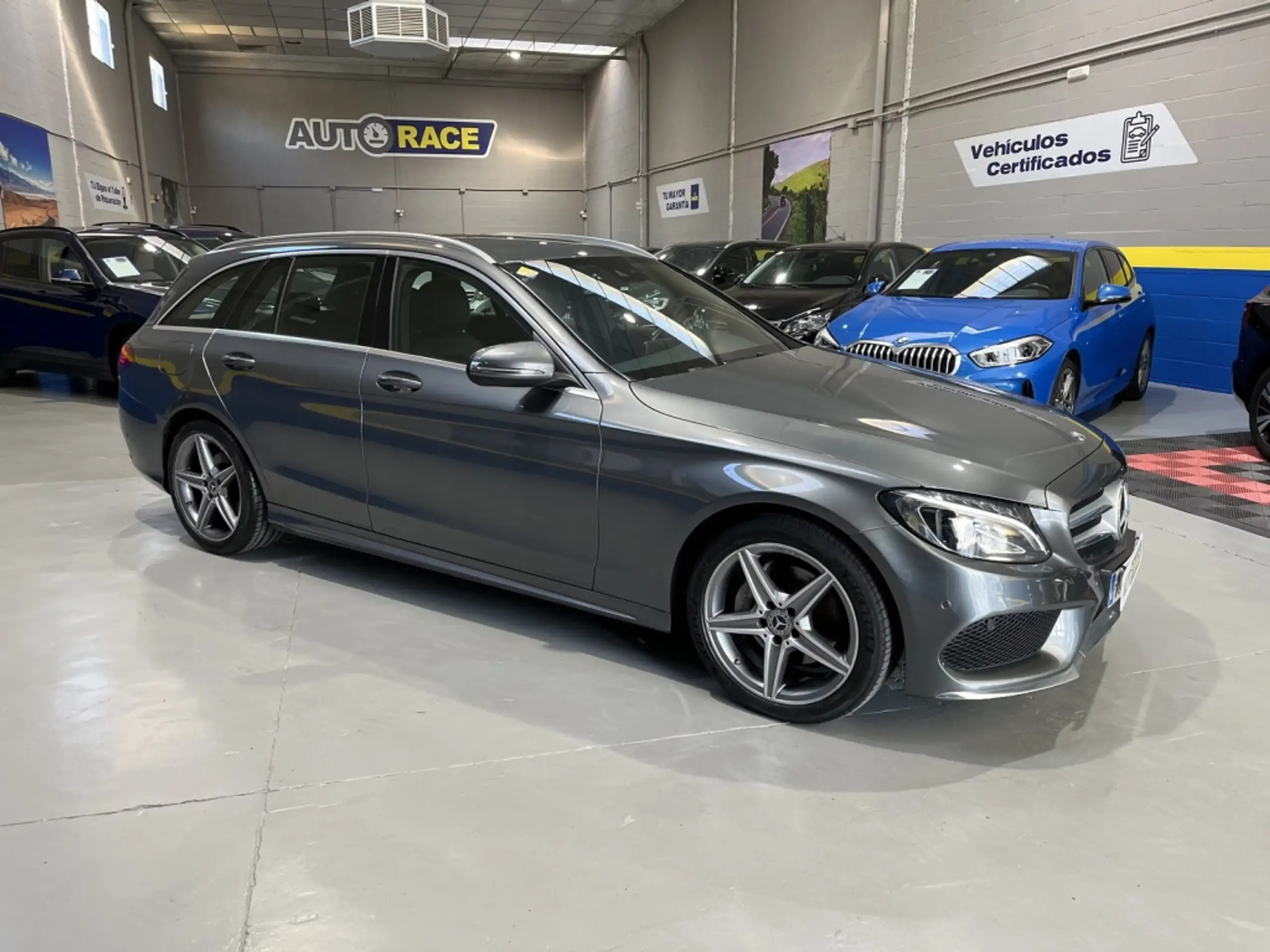 Mercedes-Benz - C 220