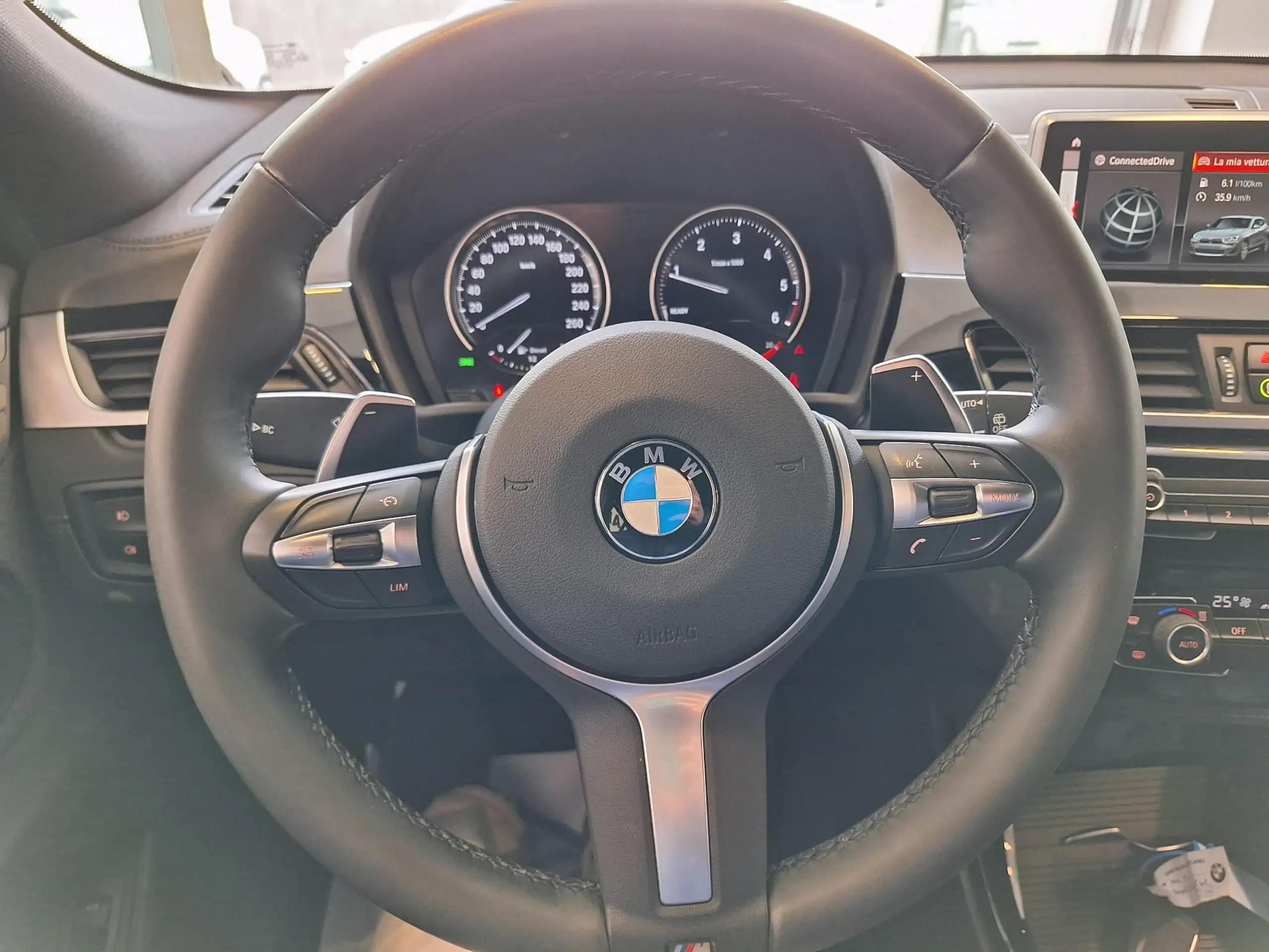 BMW - X2