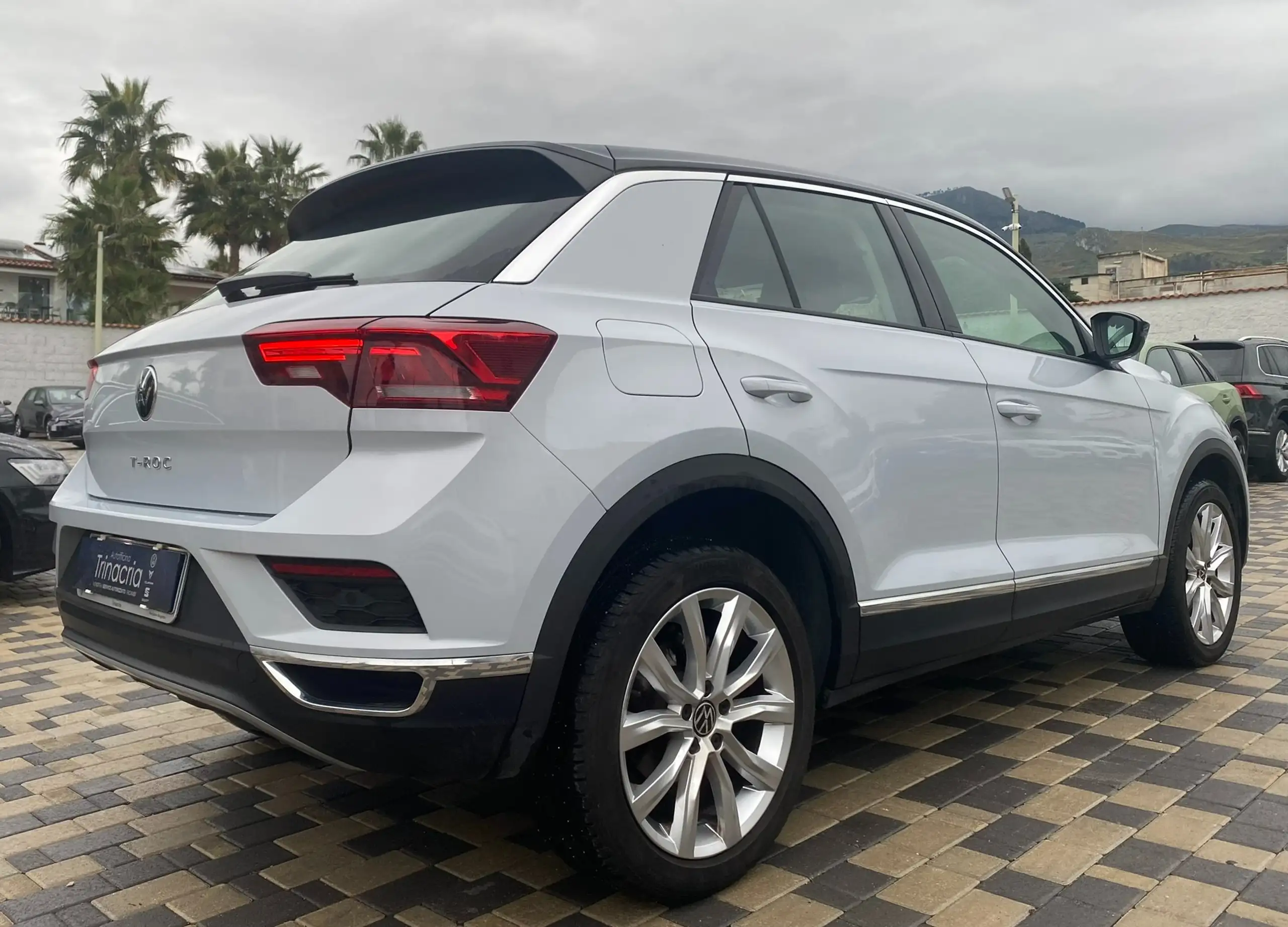 Volkswagen - T-Roc