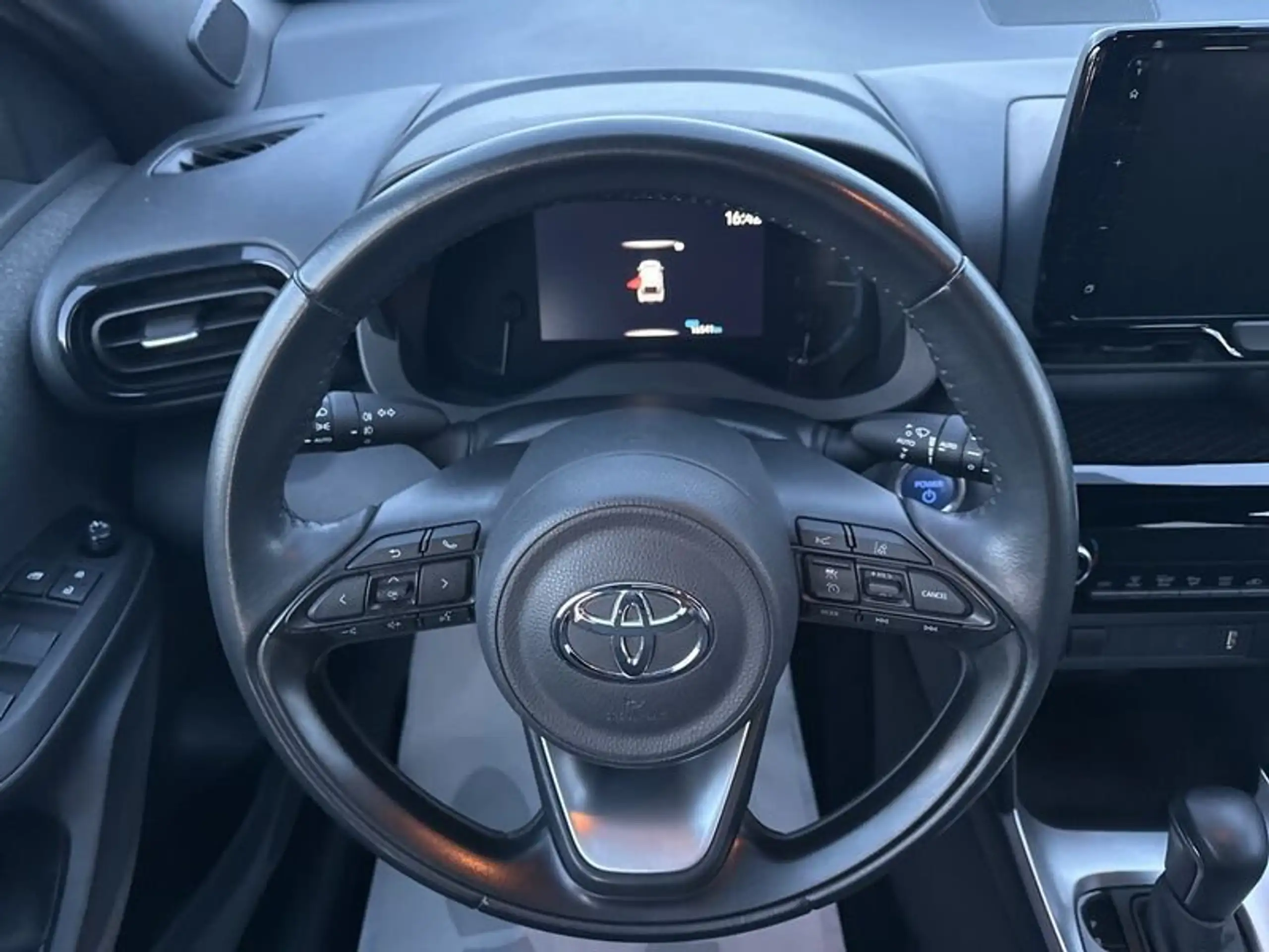 Toyota - Yaris Cross