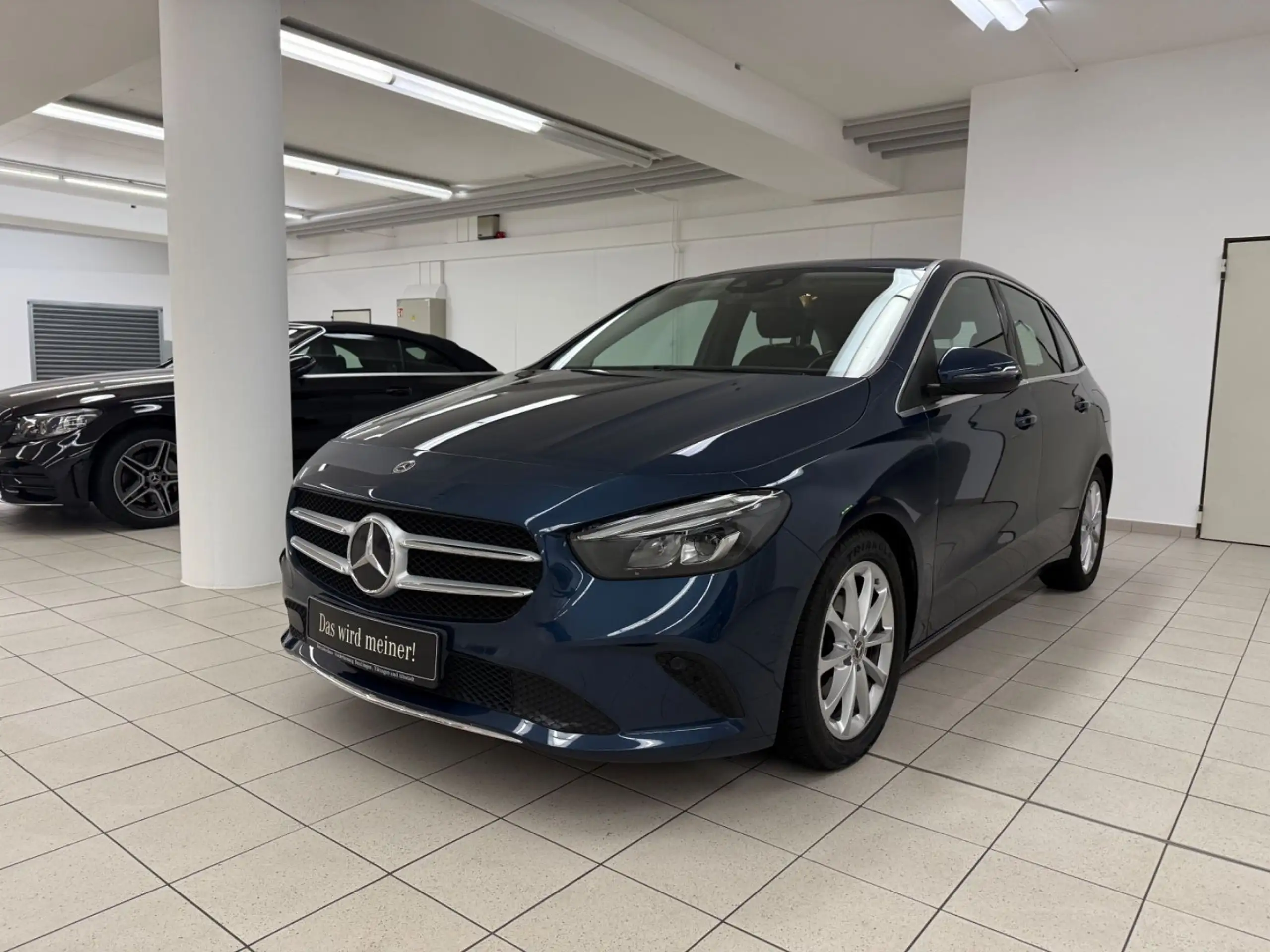 Mercedes-Benz B 180 2021