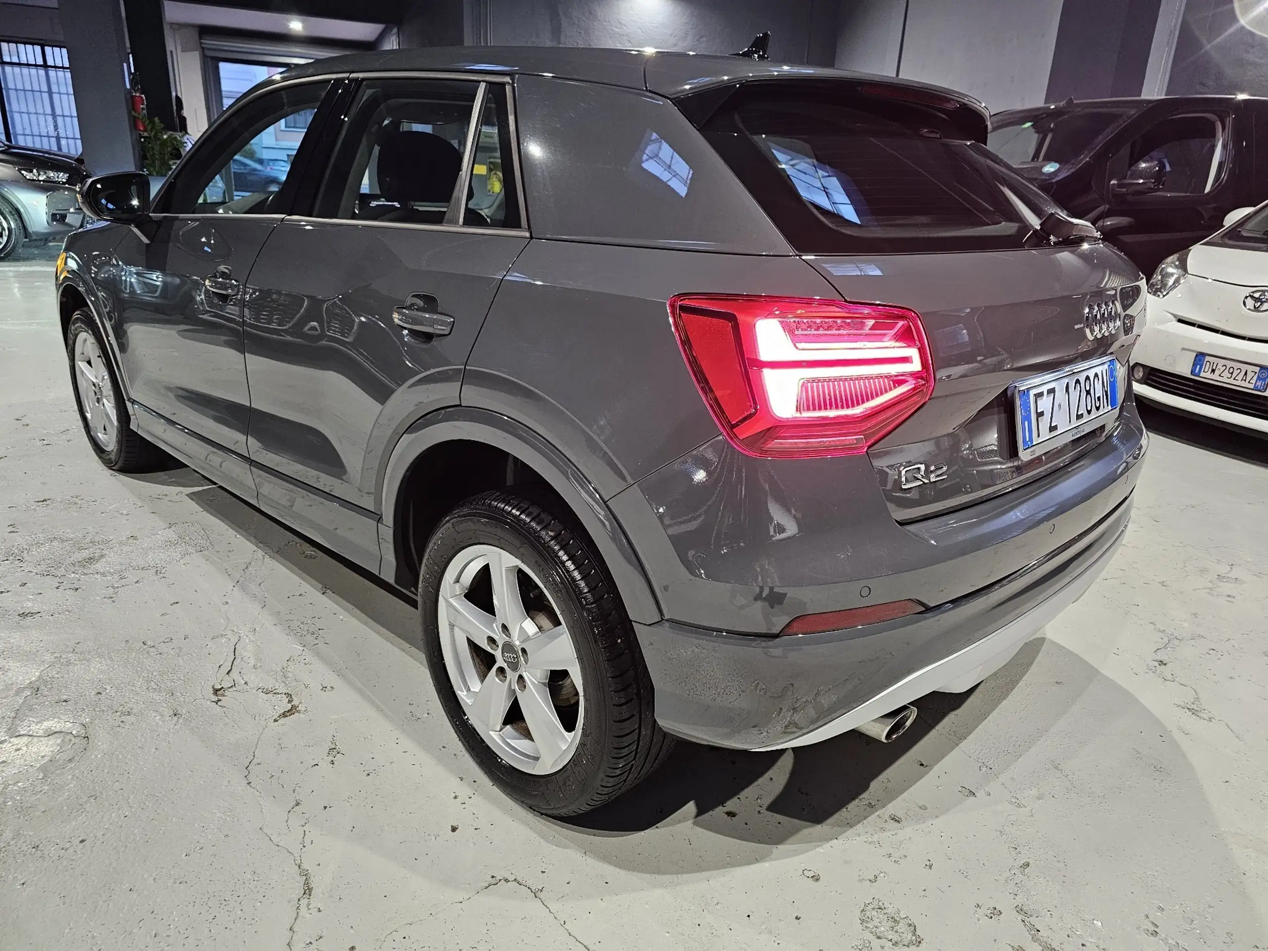 Audi - Q2