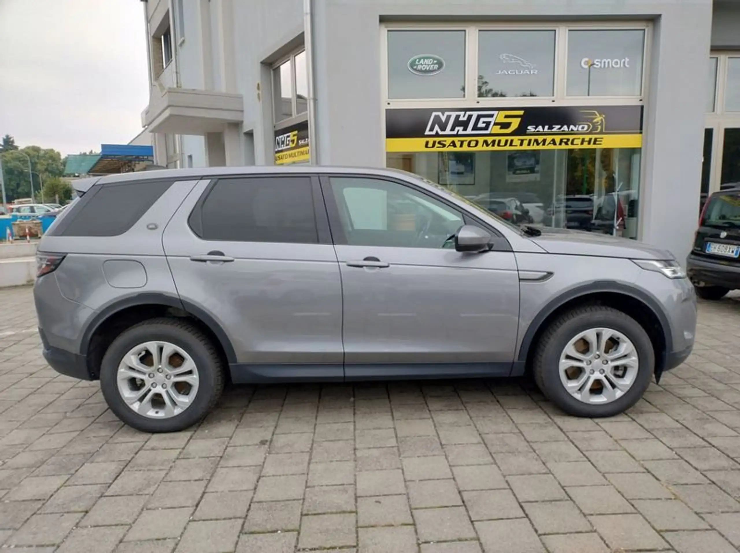 Land Rover - Discovery Sport